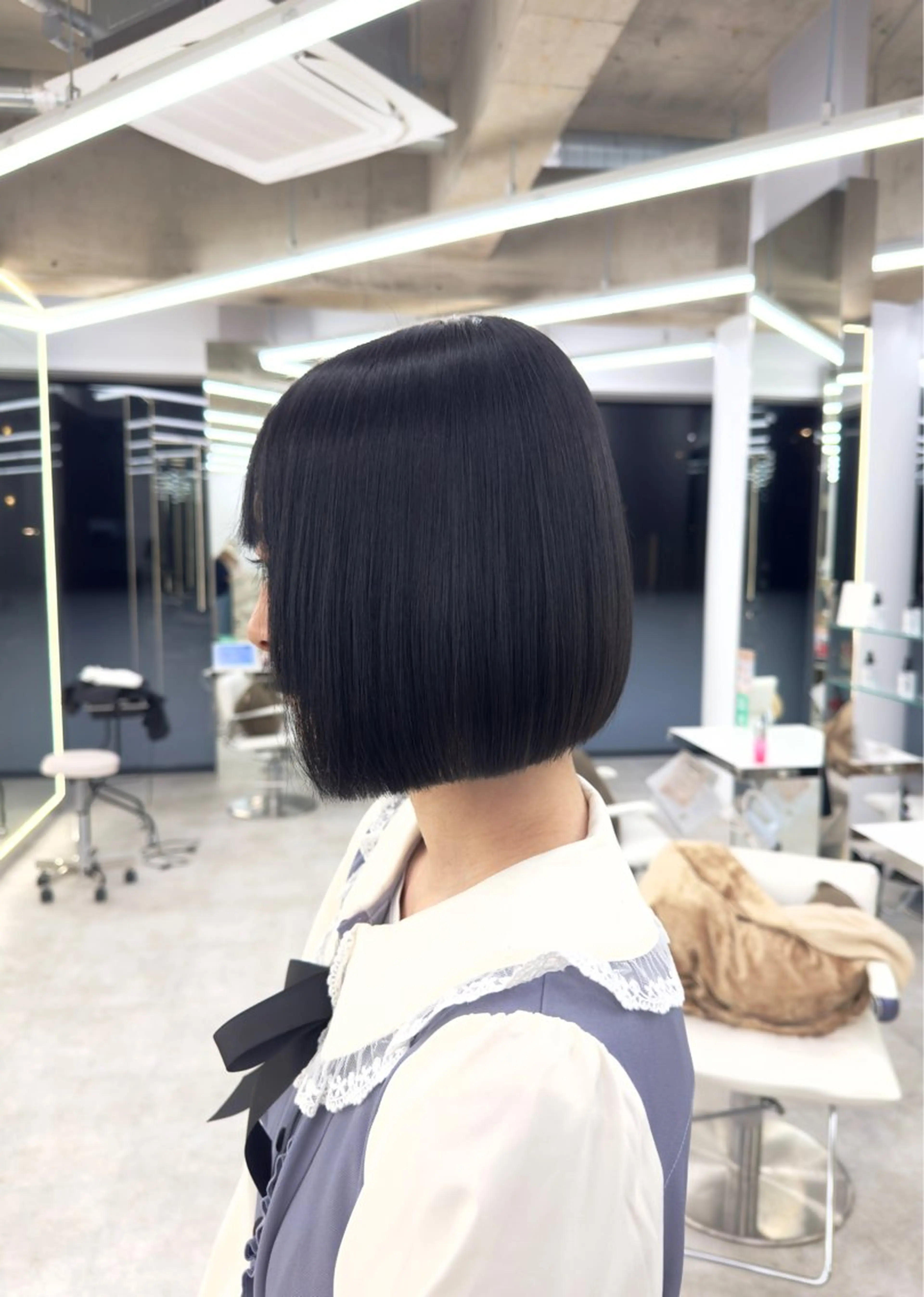 🌈艶カラー+💇‍♀️似合わせカット＋1stepトリートメントの写真