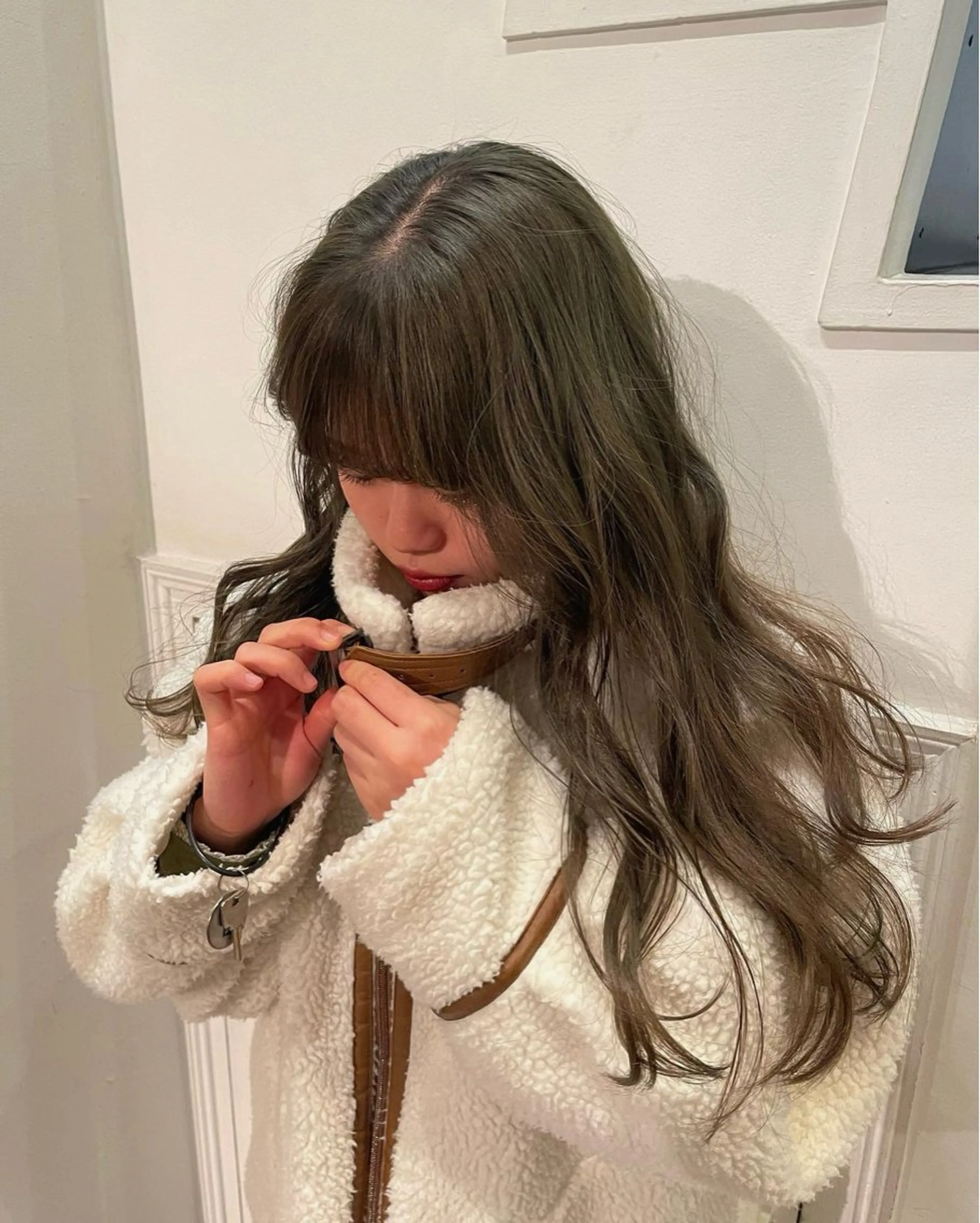 ロング カラー カット ヘアカラー トリートメント 向坂 亜美のヘアスタイル