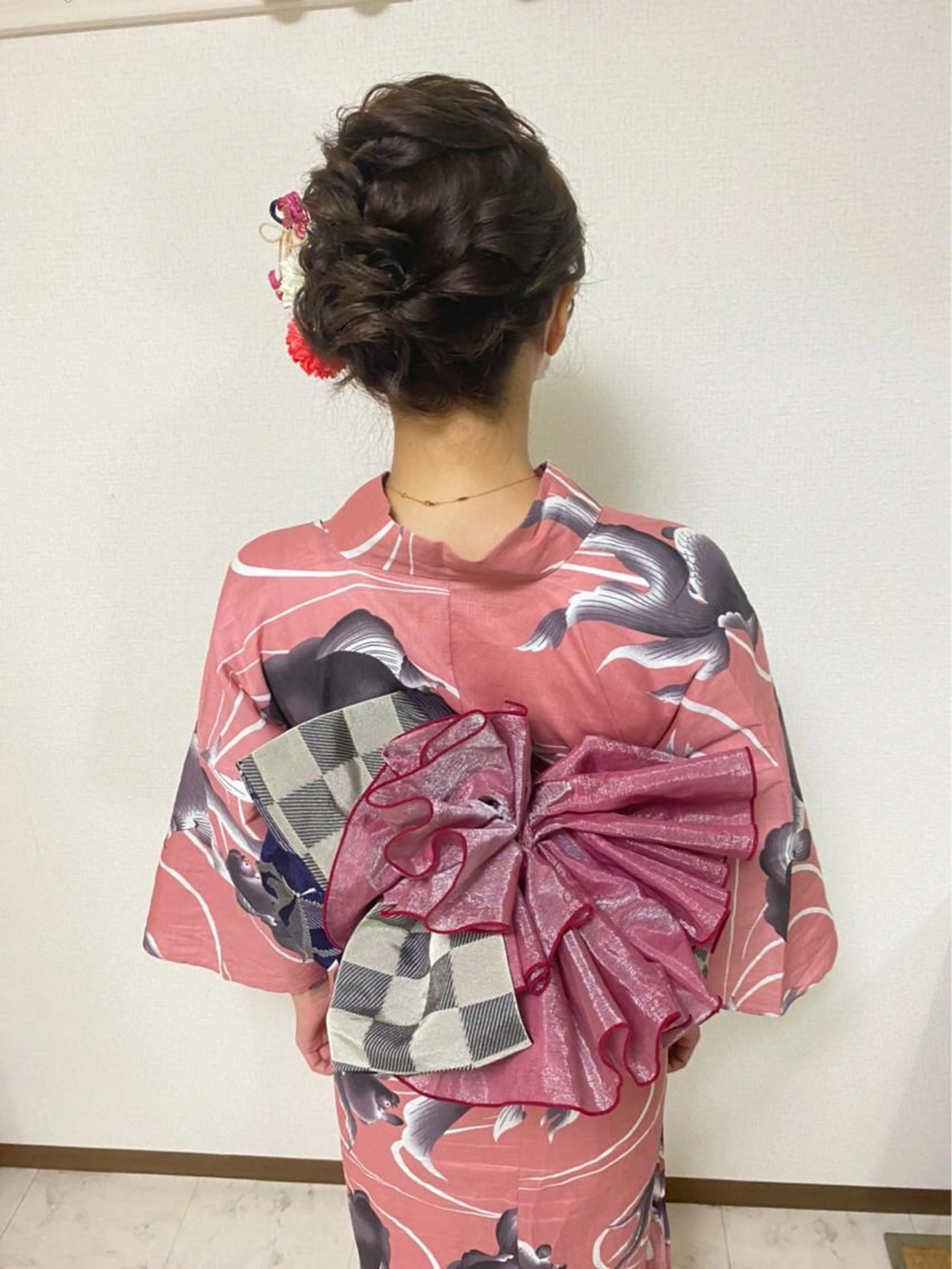ヘア浴衣着付け¥3300(2名様​〜​受付可能)お電話にてご予約ください☆の写真
