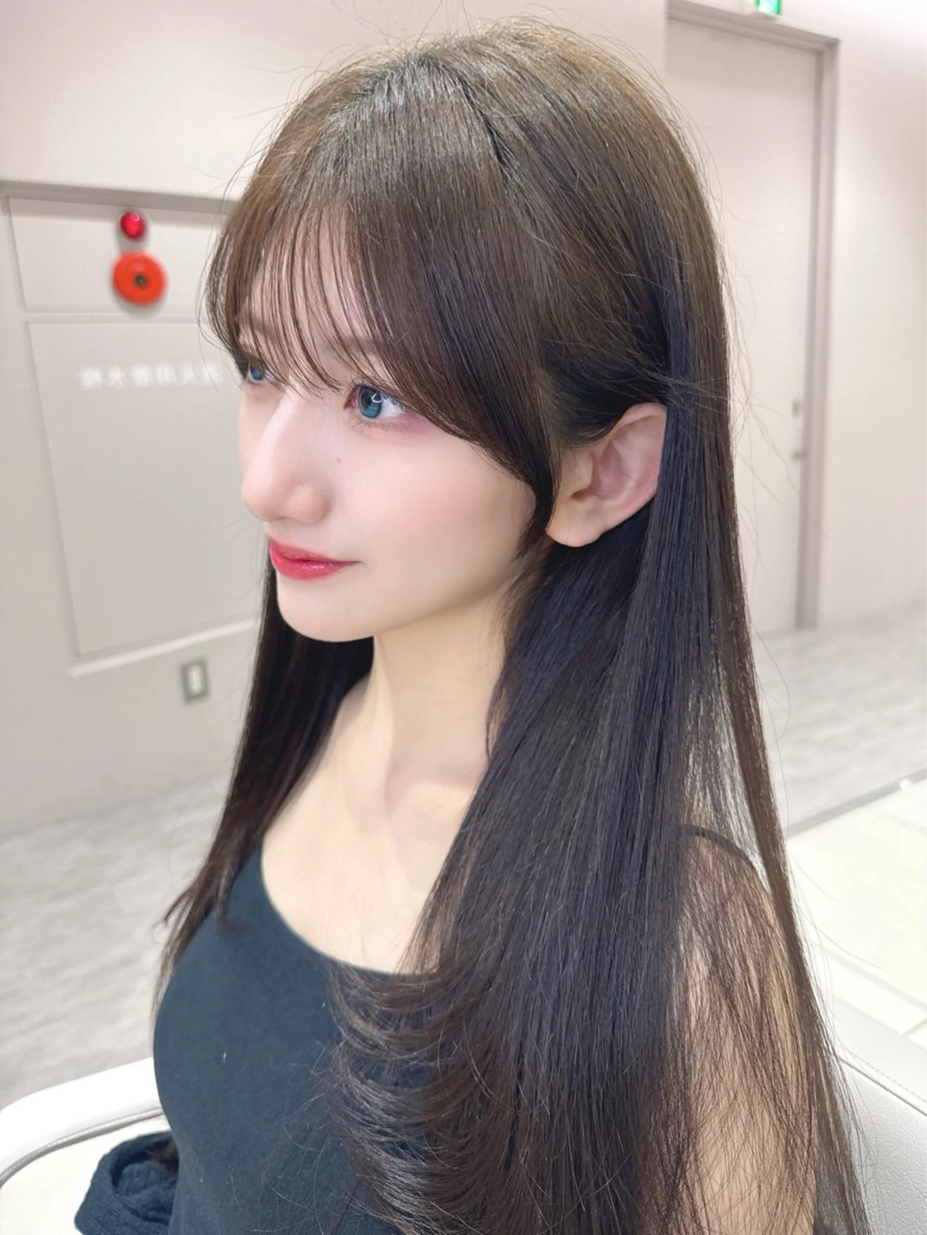 セミロング カラー カット ヘアカラー トリートメント ヘッドスパ ヘアセット 韓国ヘア/レイヤー/ 顔まわり/りょーとのヘアスタイル