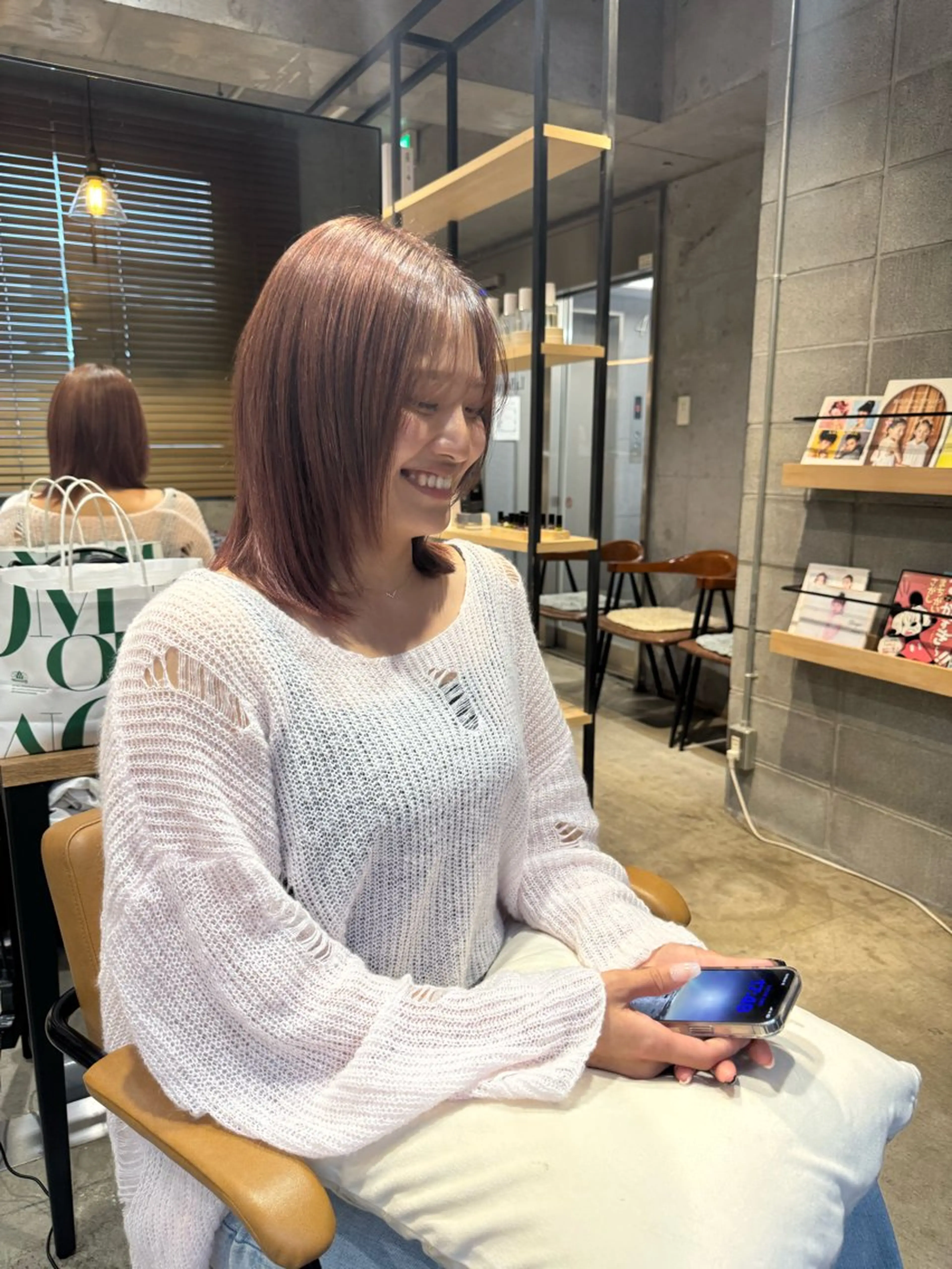 ミディアム ヘアカラー La Bonheur hair parfait所属・谷本虎太郎　艶カラー 🌈髪質改善のヘアスタイル