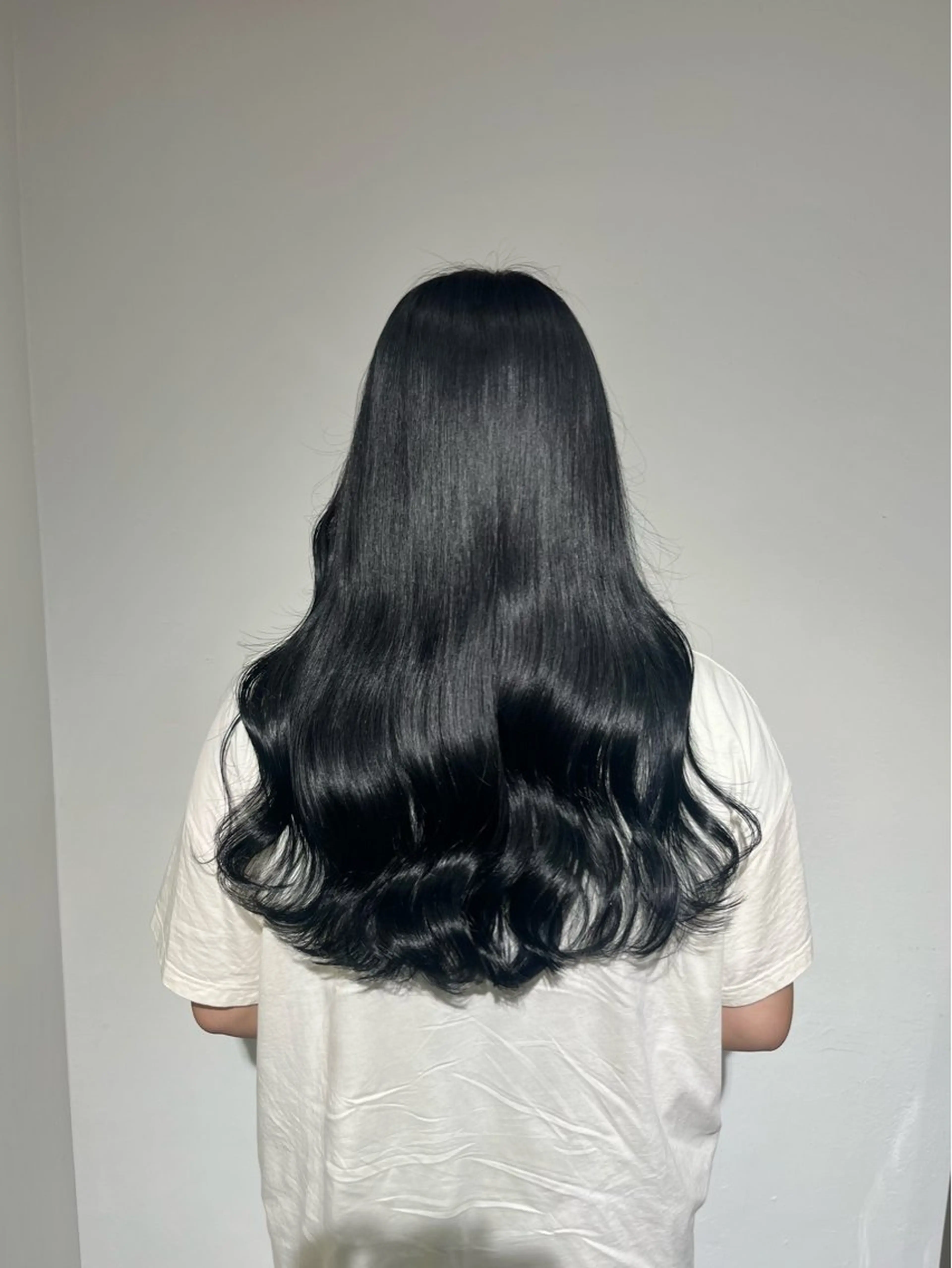 ロング カラー 黒髪 allum所属・allum SAKURAのヘアスタイル