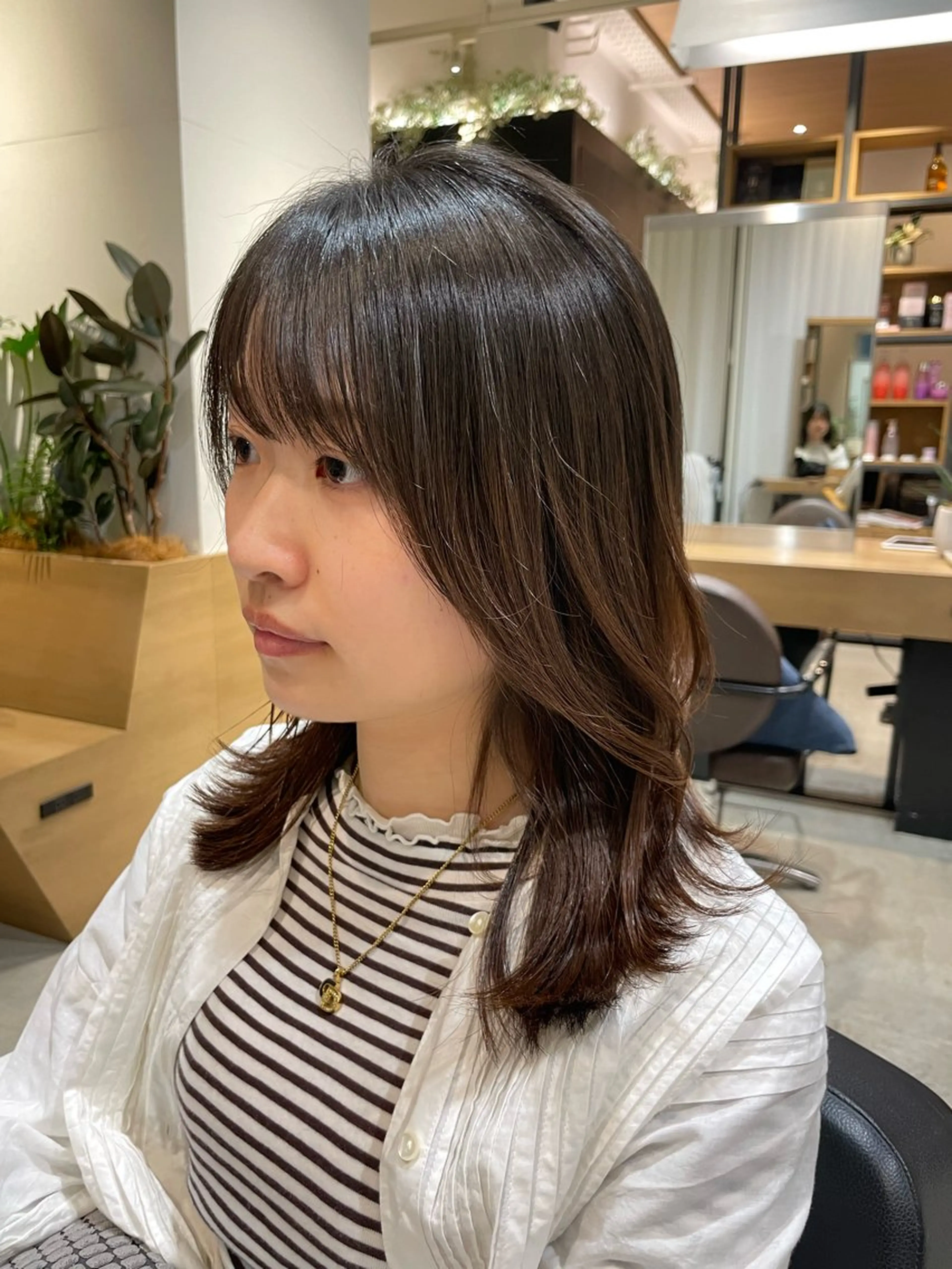 セミロング カラー パーマ ヘアアレンジ 顔まわりレイヤー レイヤーカット トリートメント SHEA.学芸大学所属・一箭 恵梧/ロングヘアのヘアスタイル