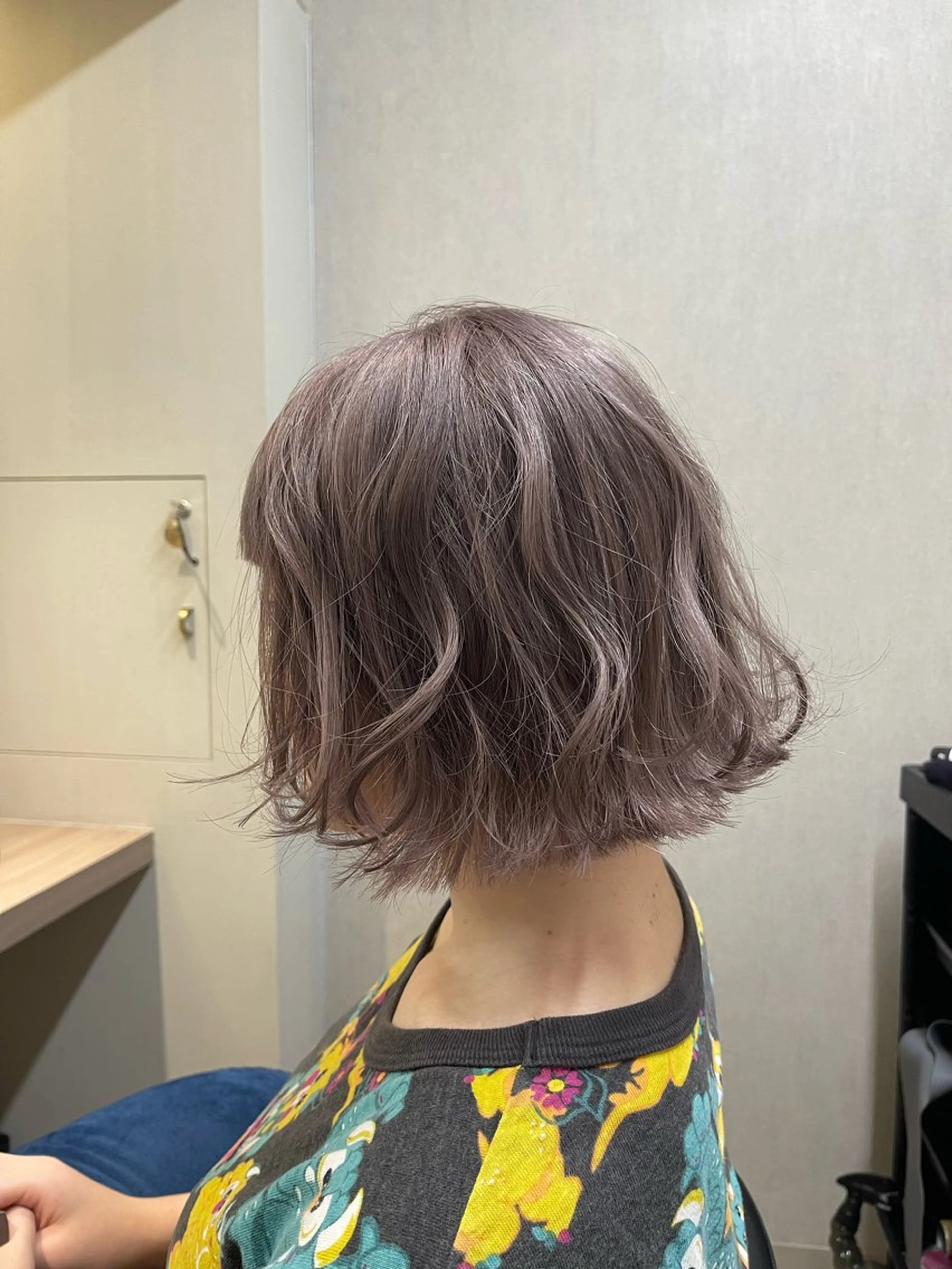 ショート カラー 髪質改善×艶カラー ANDIAMO 楓のヘアスタイル