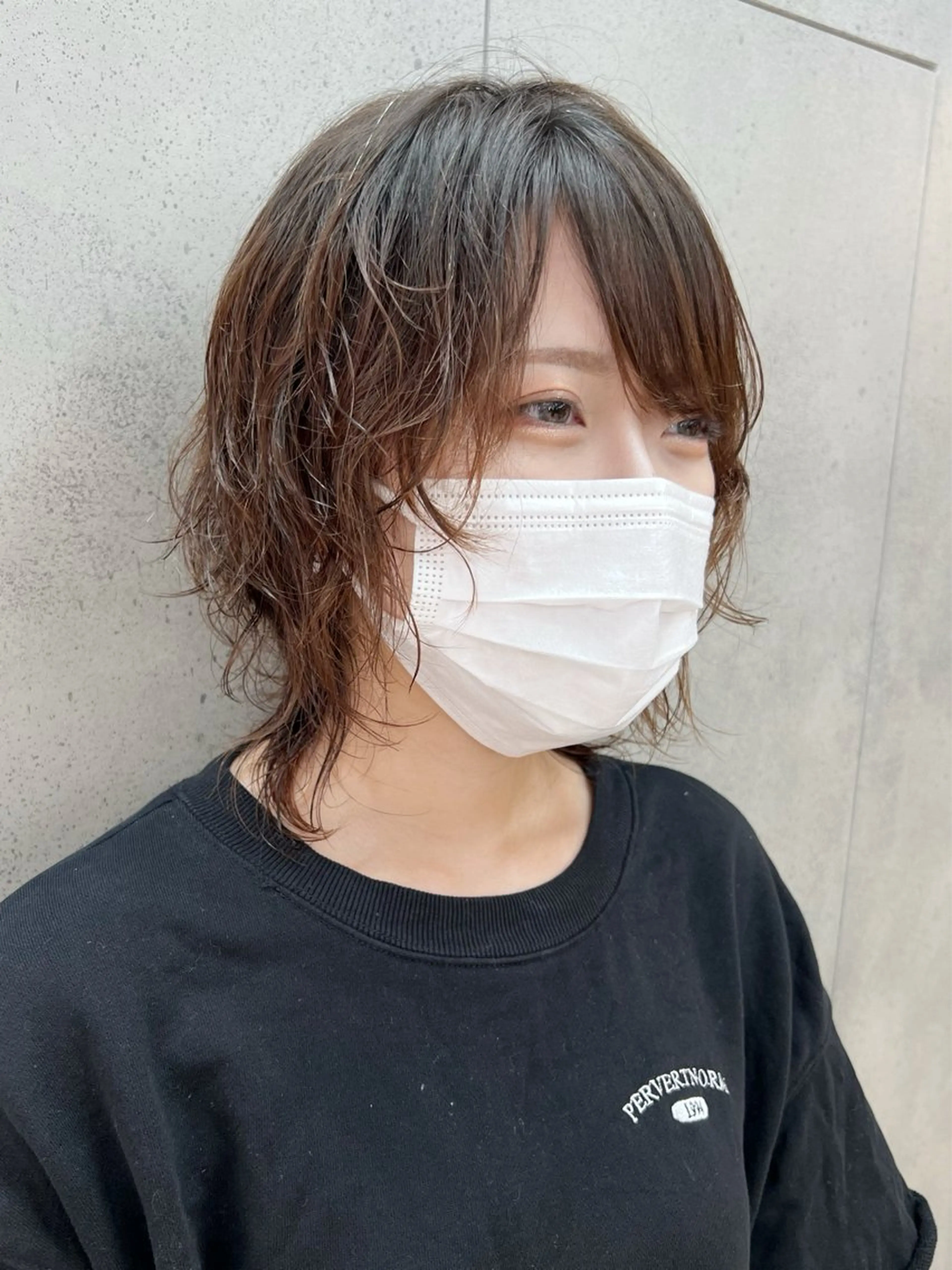 ショート パーマ ウルフカット カット パーマ ロングウルフ🤍渋谷 🤍Mizukiのヘアスタイル
