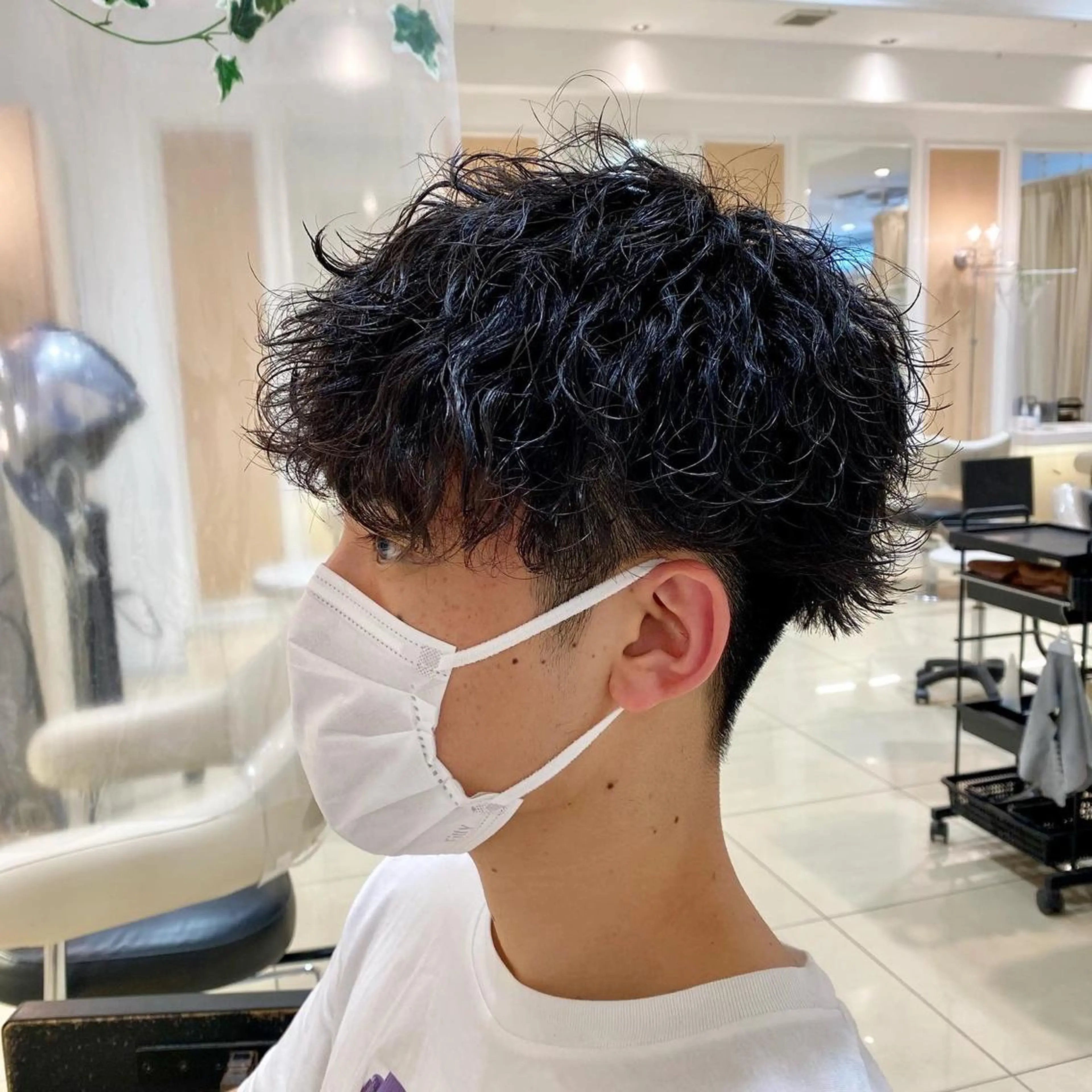 ショート パーマ メンズ カット パーマ メンズ特化型美容師 栗山勇人のヘアスタイル