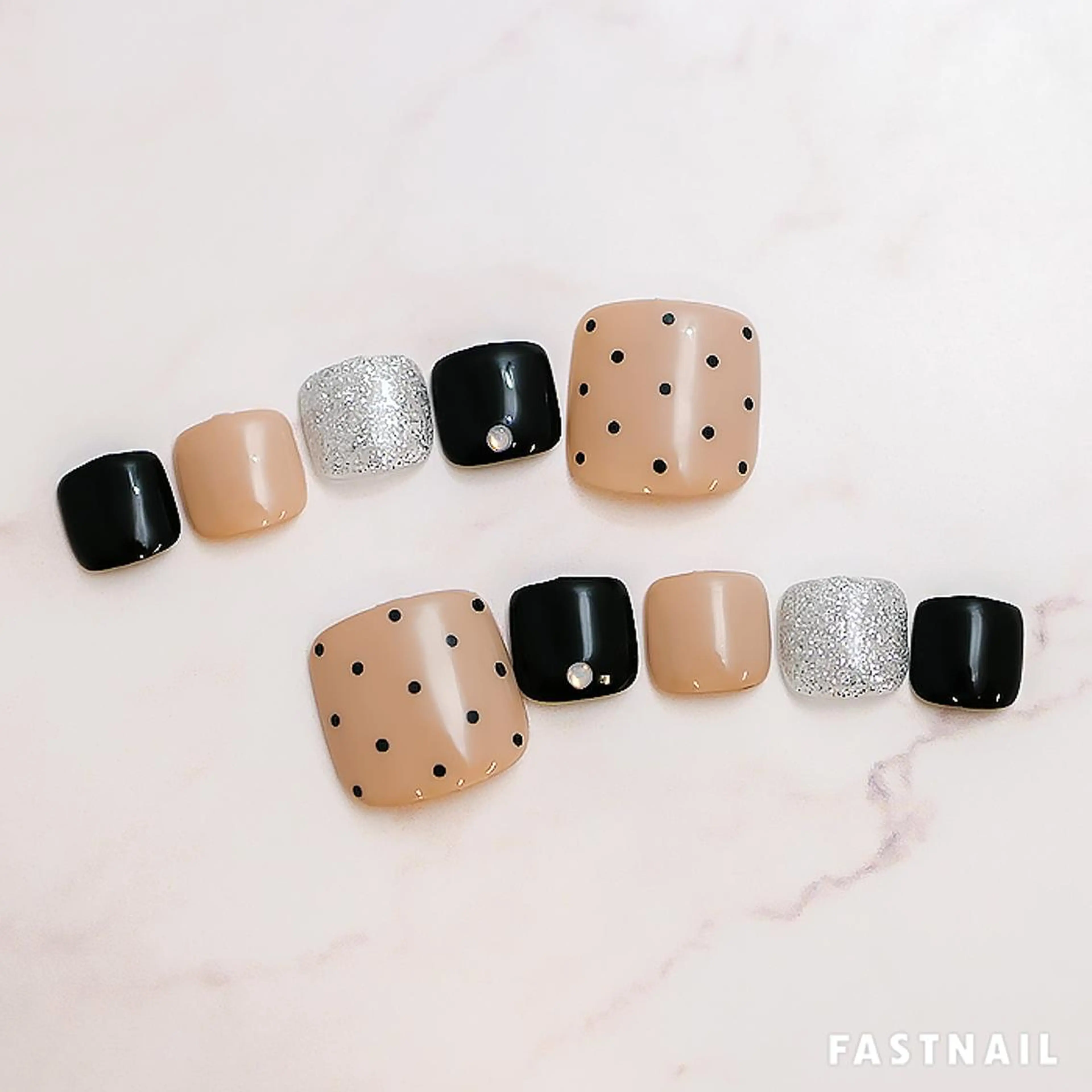 ネイル ファストネイル ロコ 志免のネイルデザイン