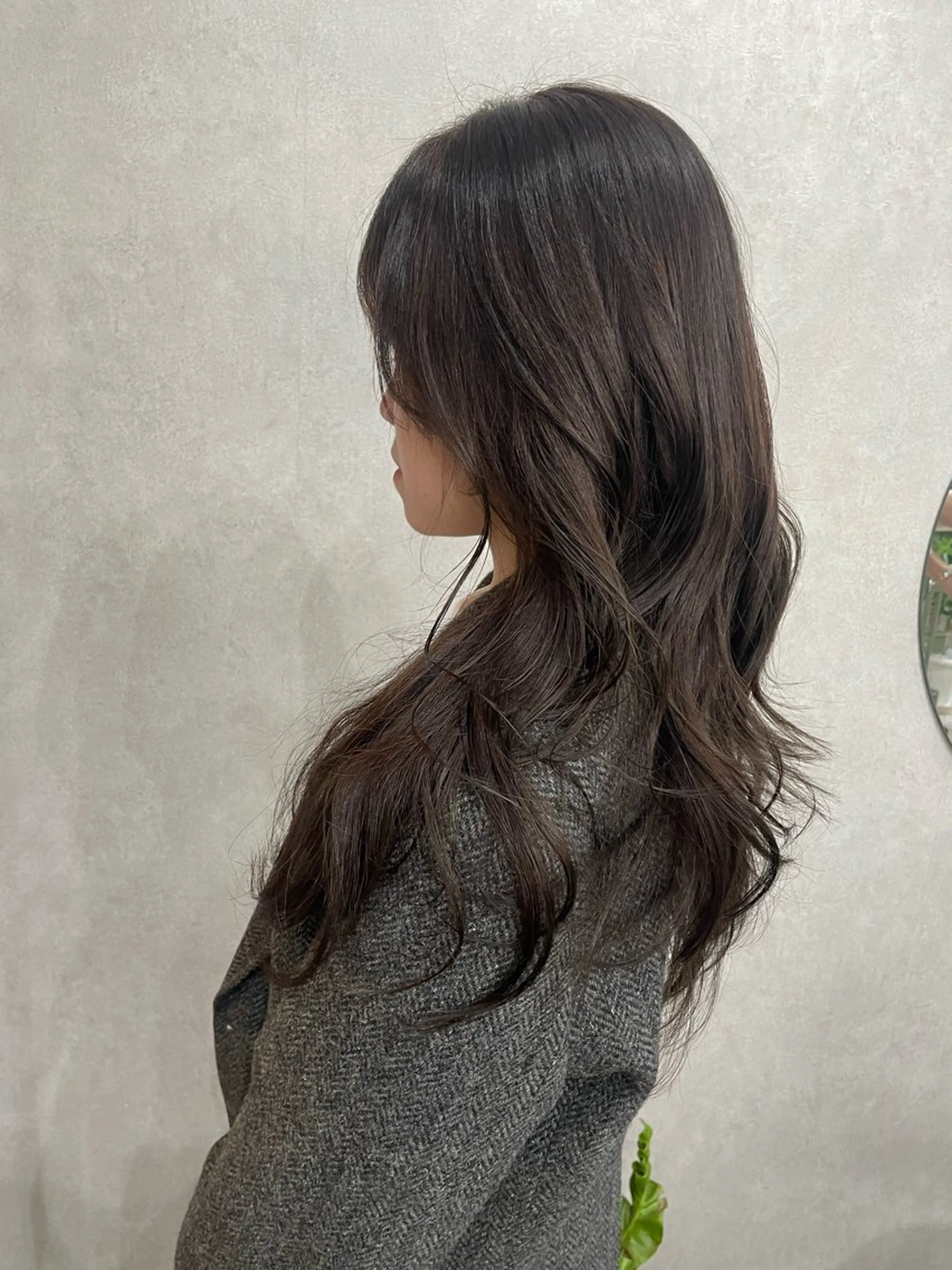 ロング カラー レイヤーカット AIRI layer cut hairのヘアスタイル