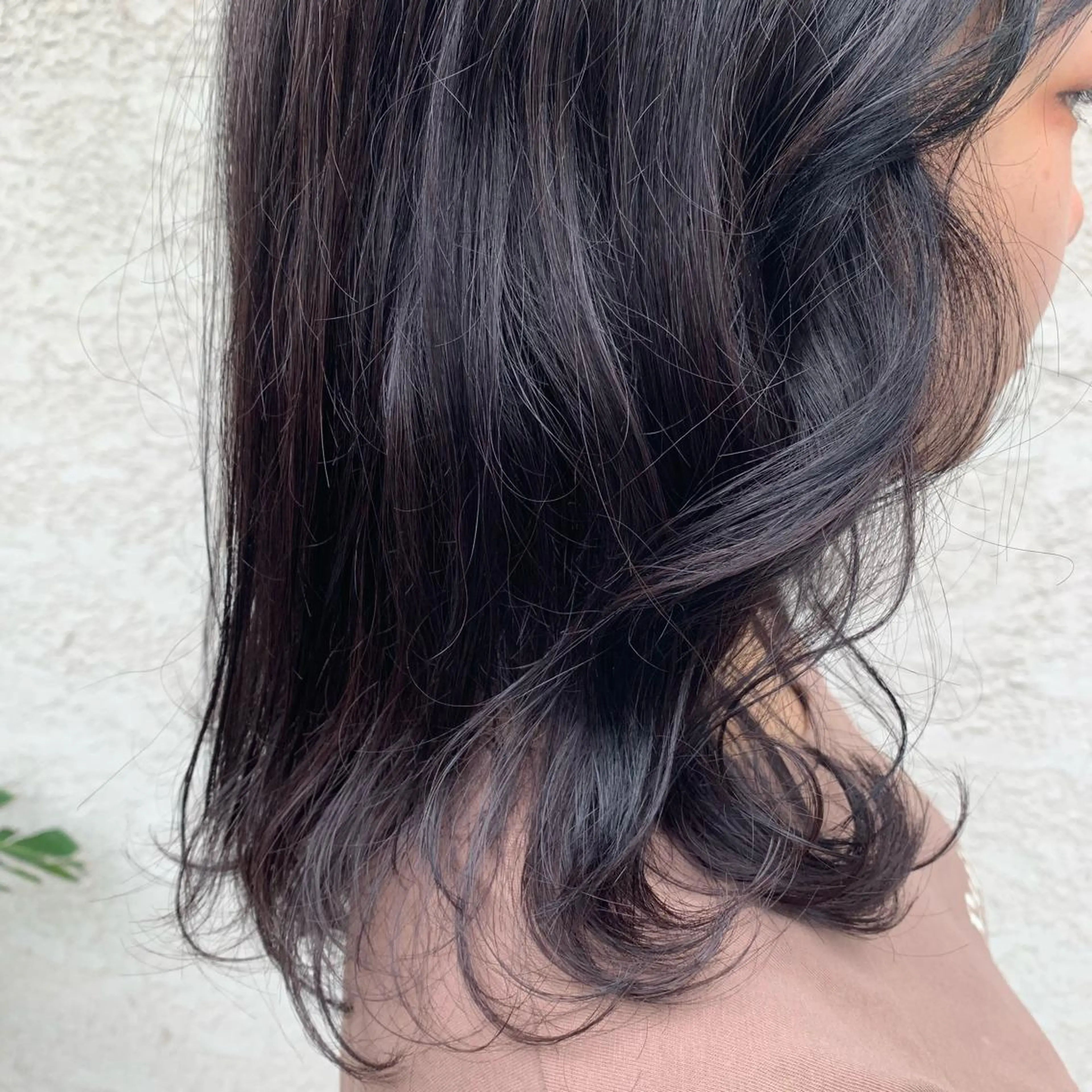 ミディアム カラー ヘアアレンジ ブルーカラー ブルージュ 透明感カラー オルチャンヘア 韓国×巻ける髪質改善 💍maki💍のヘアスタイル