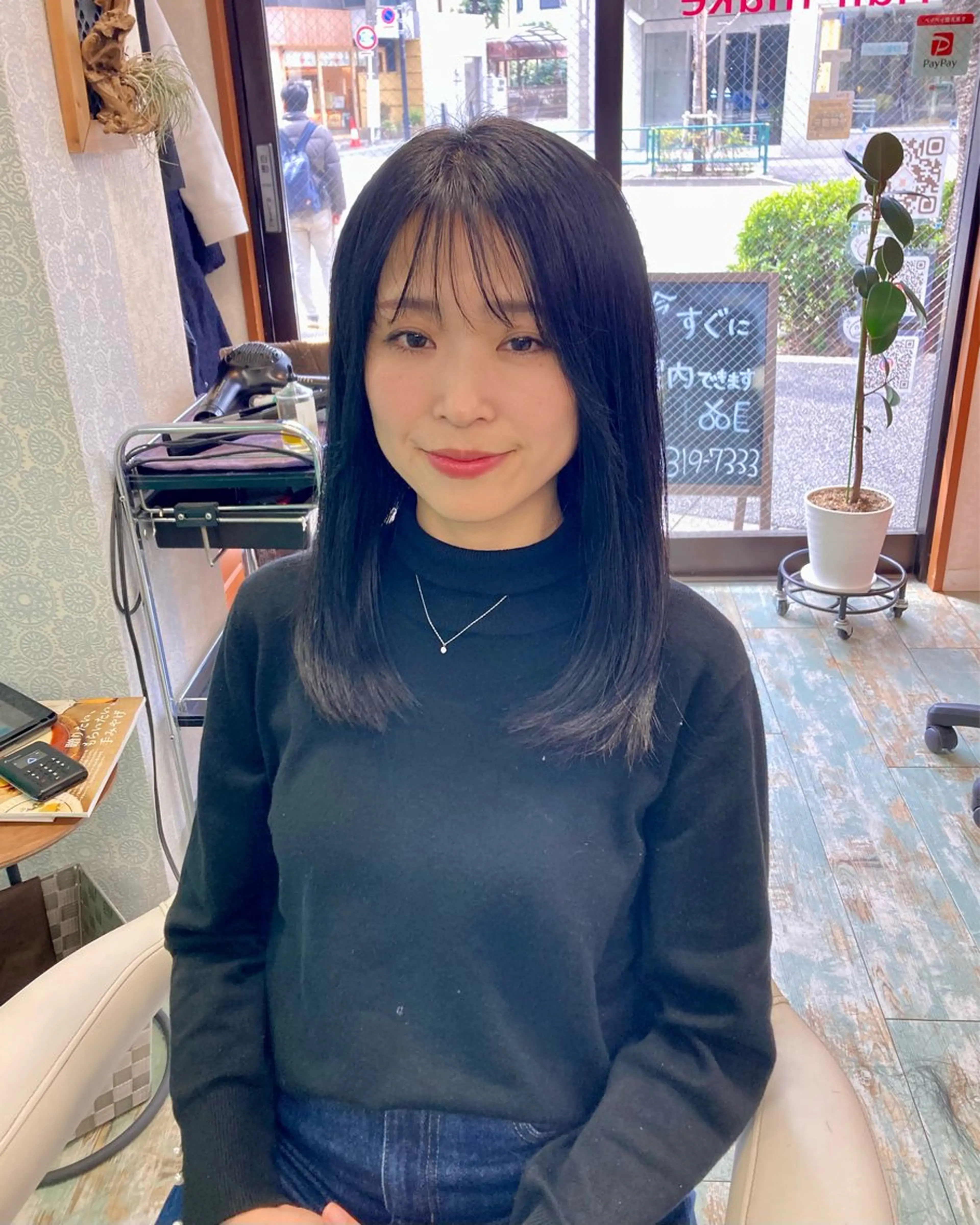 セミロング 縮毛矯正 Fun  hair make所属・田牧 みゆきのヘアスタイル