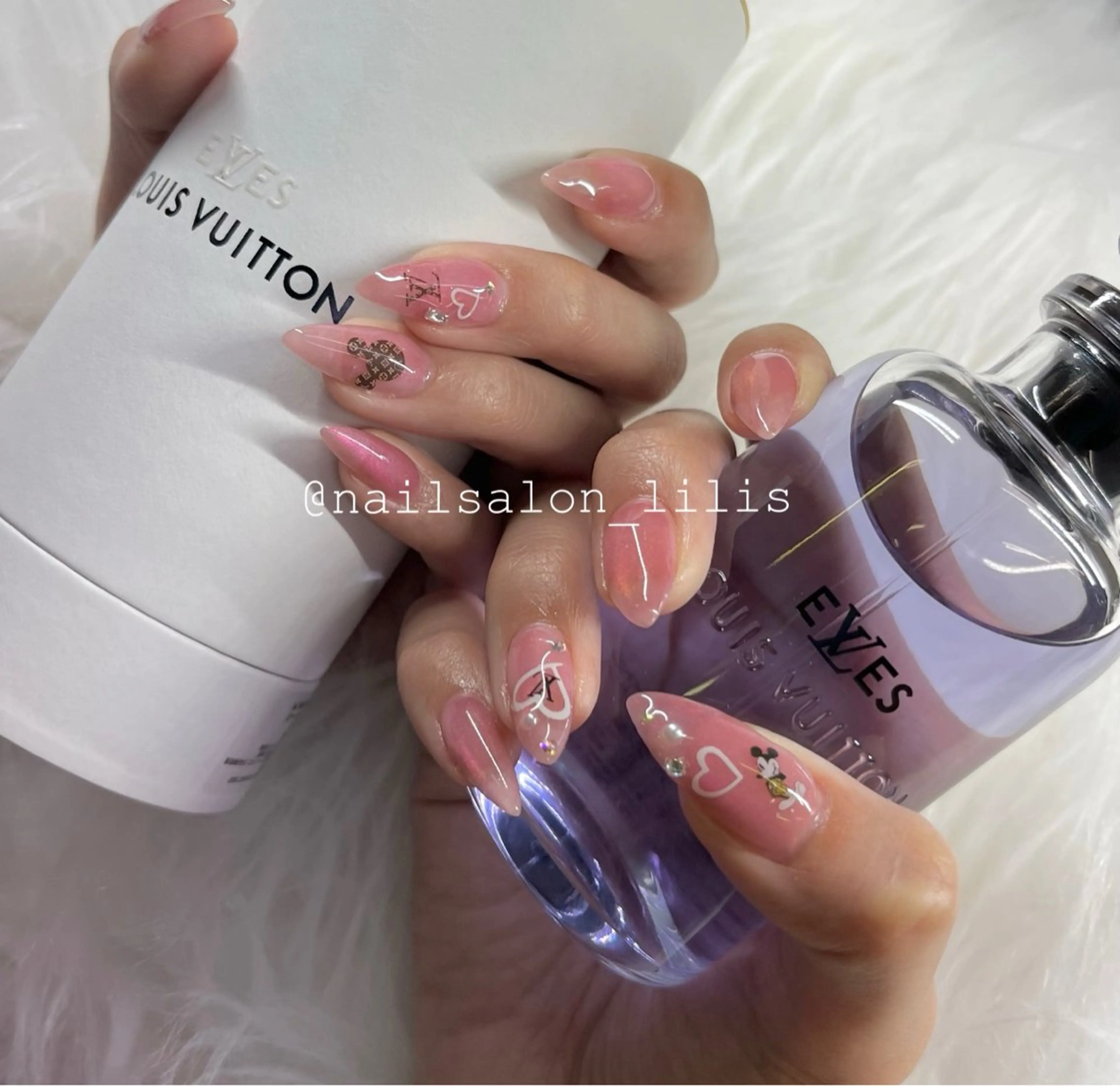 ネイル マグネットネイル ハンドネイル nailsalon lilis所属・nailsalon Lilisのネイルデザイン