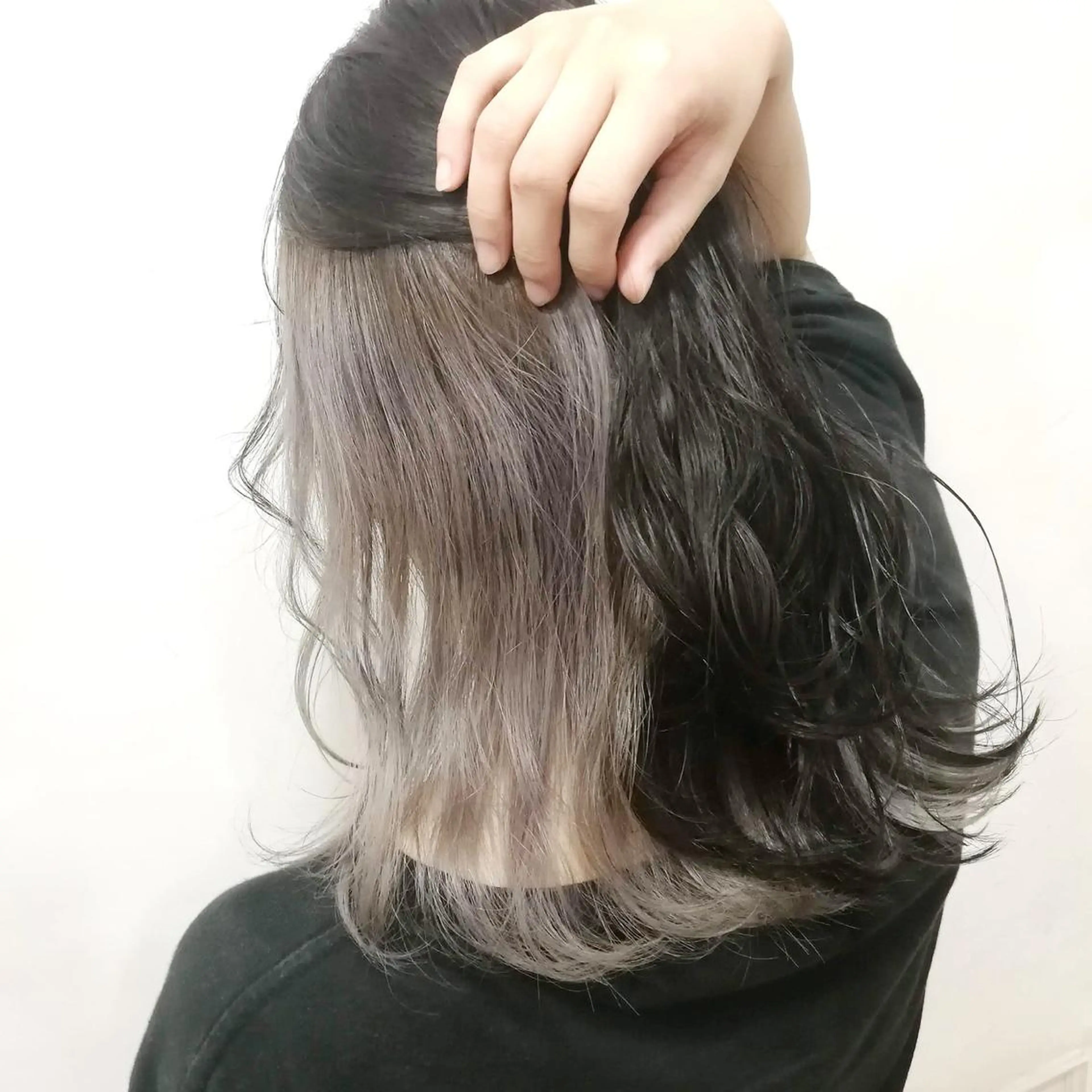 ミディアム カラー 柴田 翔伍のヘアスタイル