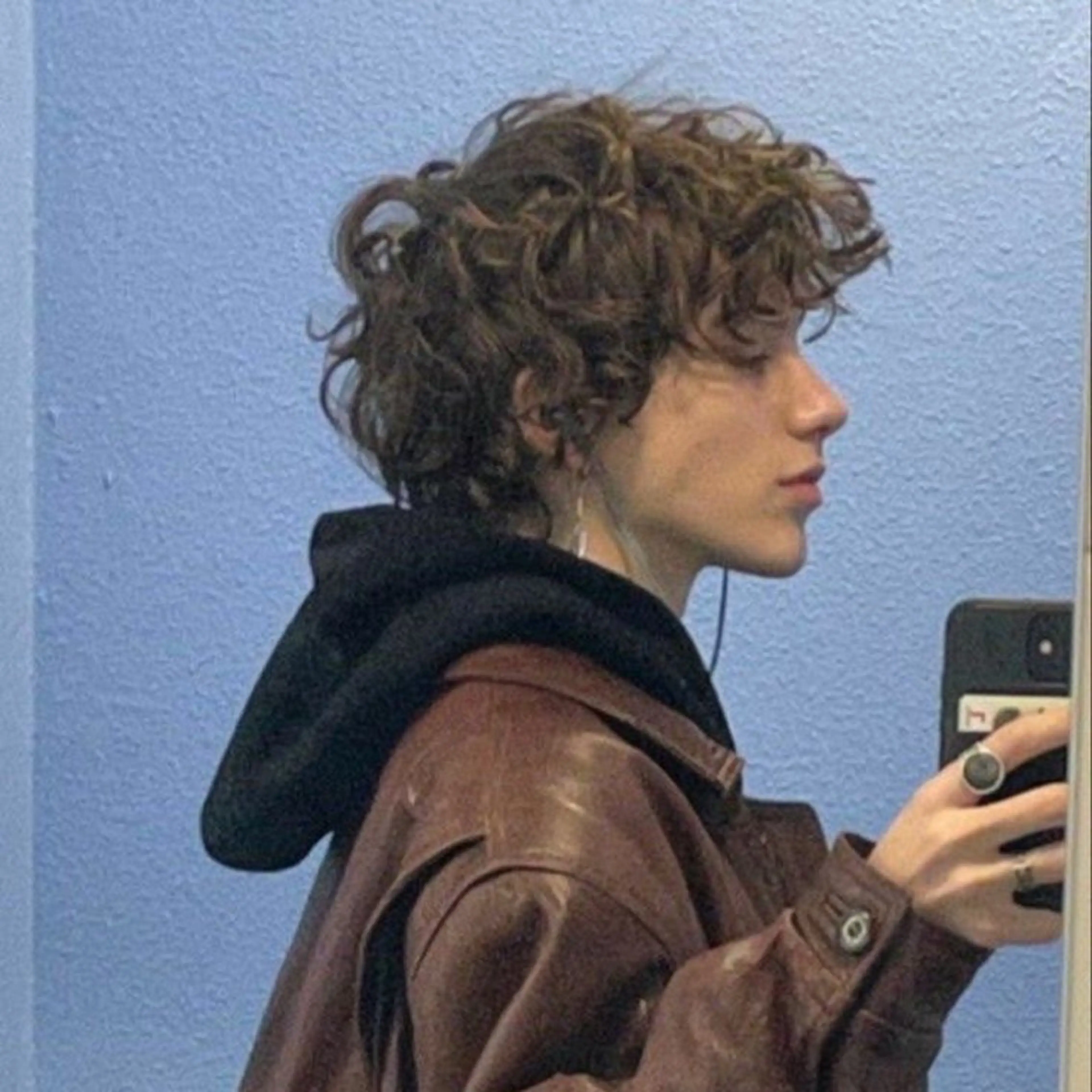 ショート パーマ atelier doux dimanche（アトリエ・ドゥー・ディマンシュ）所属・Fukamiレイヤー 透明感カラーのヘアスタイル