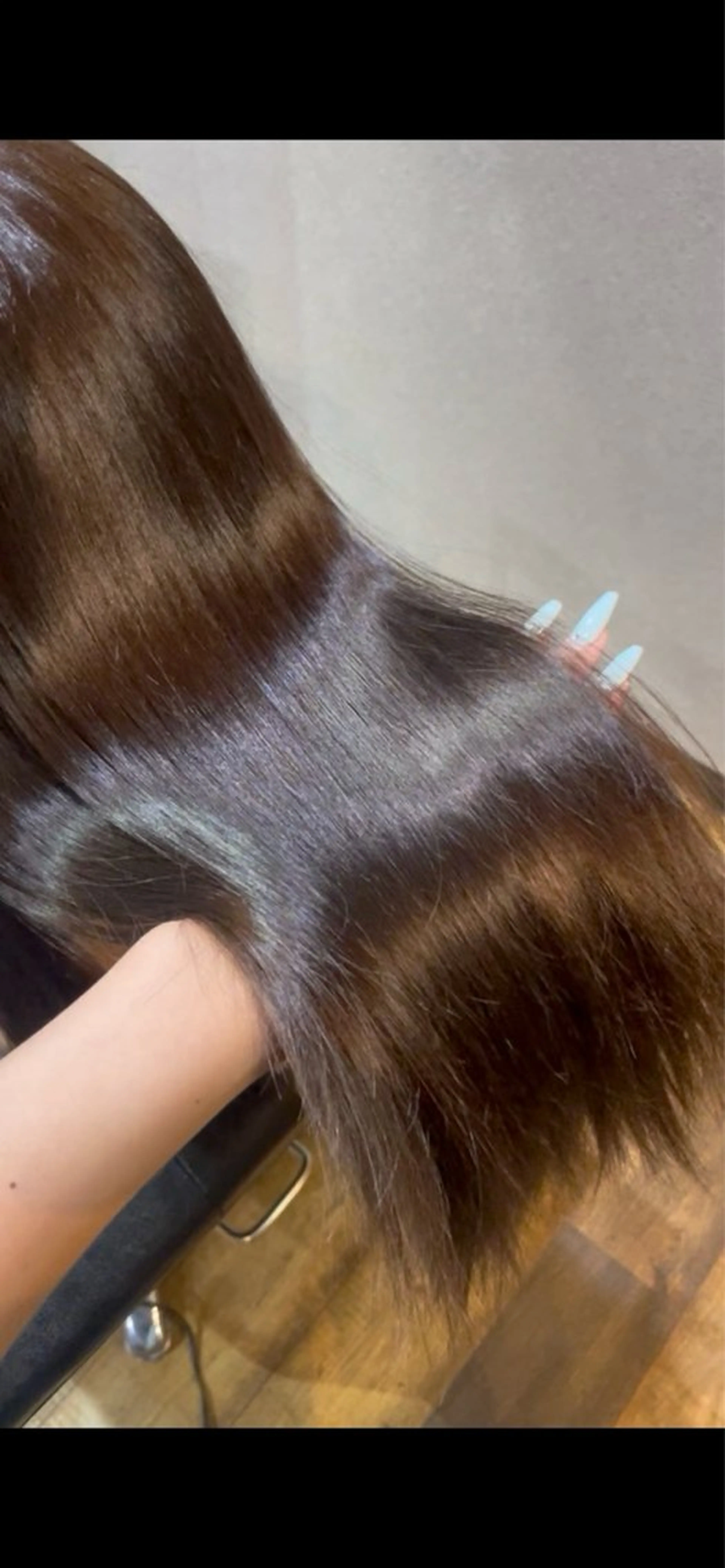 セミロング カラー ヘアカラー MIKA 💫艶透明感カラーのヘアスタイル