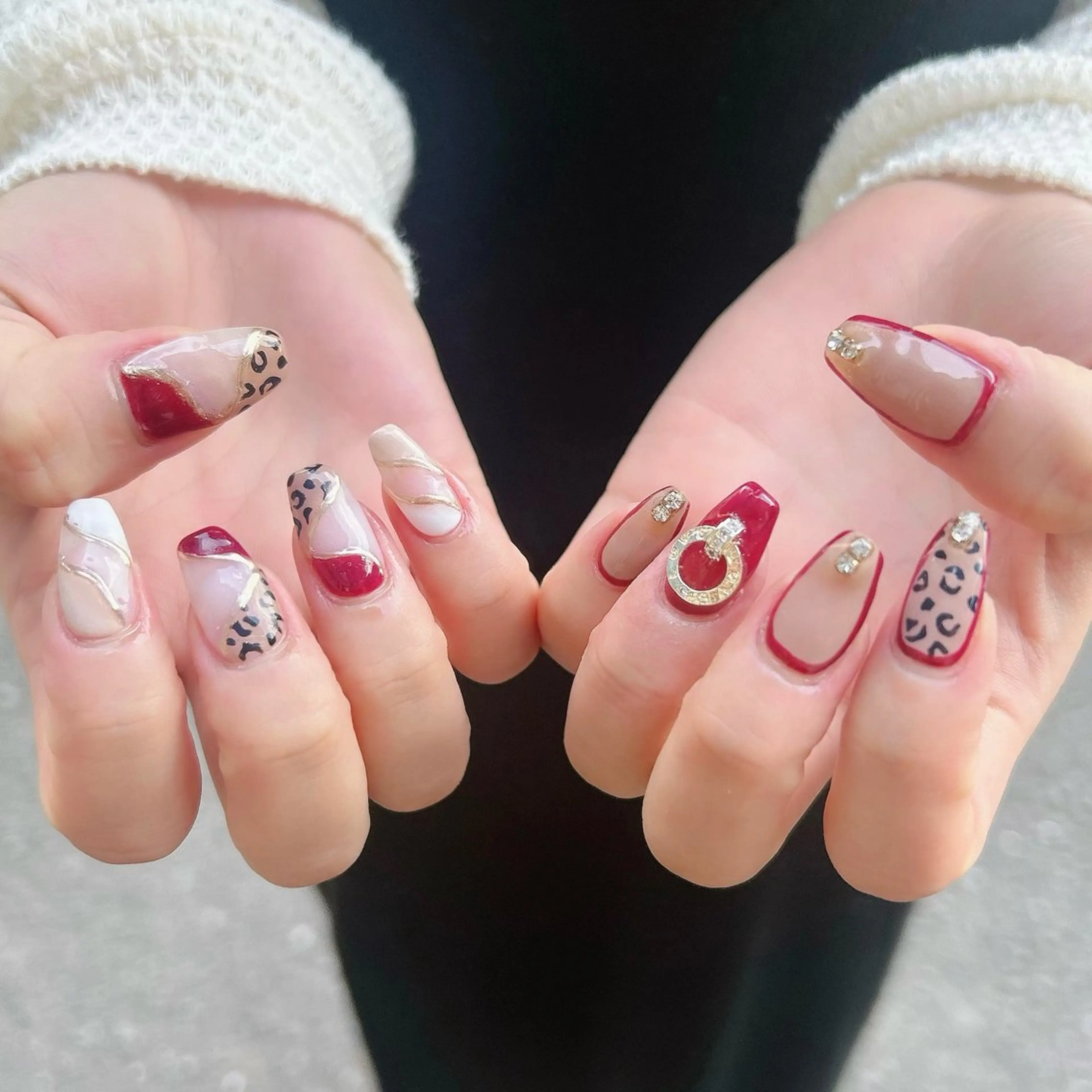 ネイル アニマル柄 ボルドー ジェルネイル ミラーネイル パラジェル ハンドネイル Nail Kのネイルデザイン