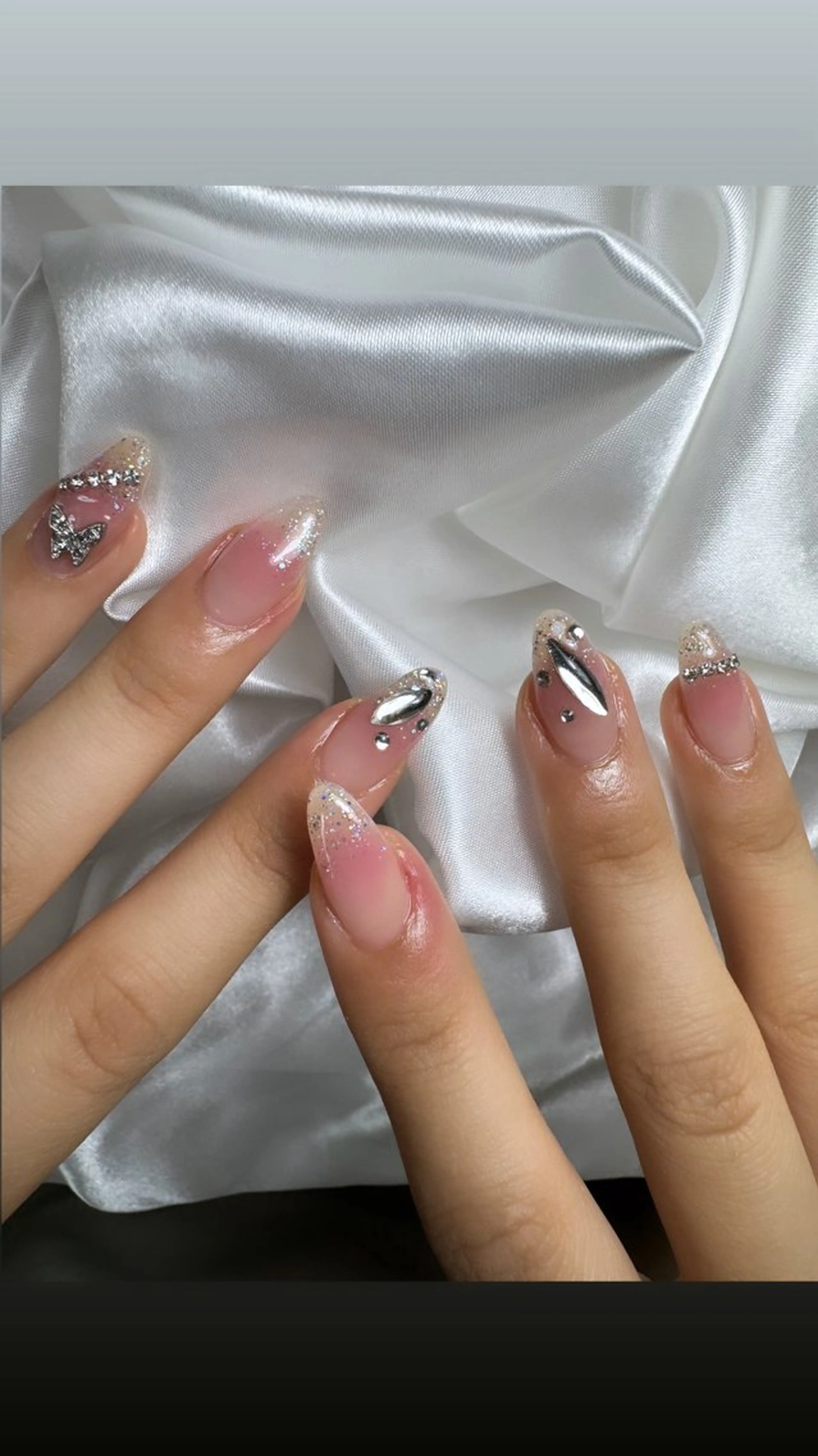 ネイル チークネイル ジェルネイル 氷ネイル・うるうるネイル 韓国ネイル 持ち込み ハンドネイル flowers nailのネイルデザイン