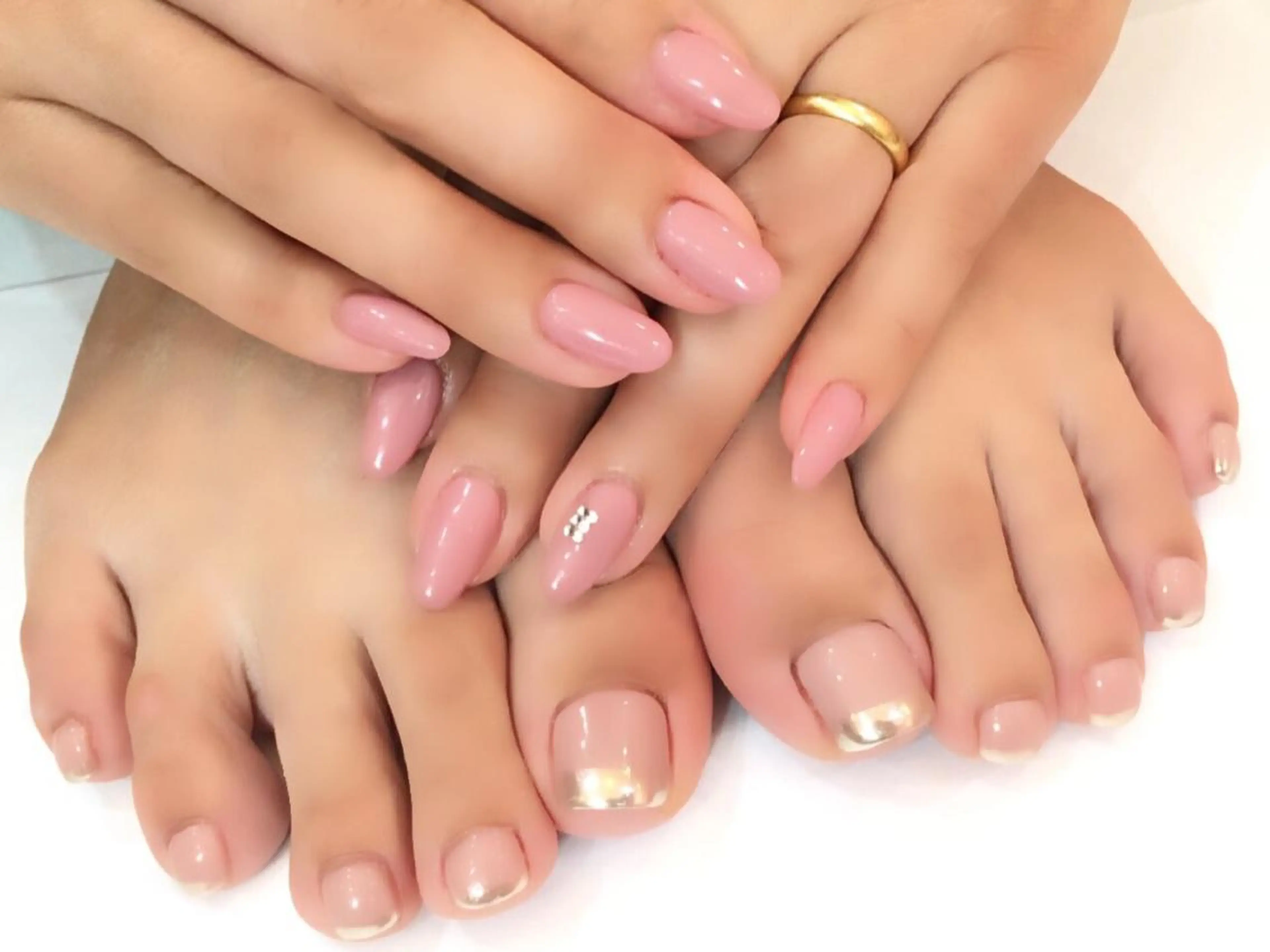 ネイル アートネイル フットネイル キラキラネイル スカルプネイル ストーンネイル NAILSGOGO shibuyaのネイルデザイン