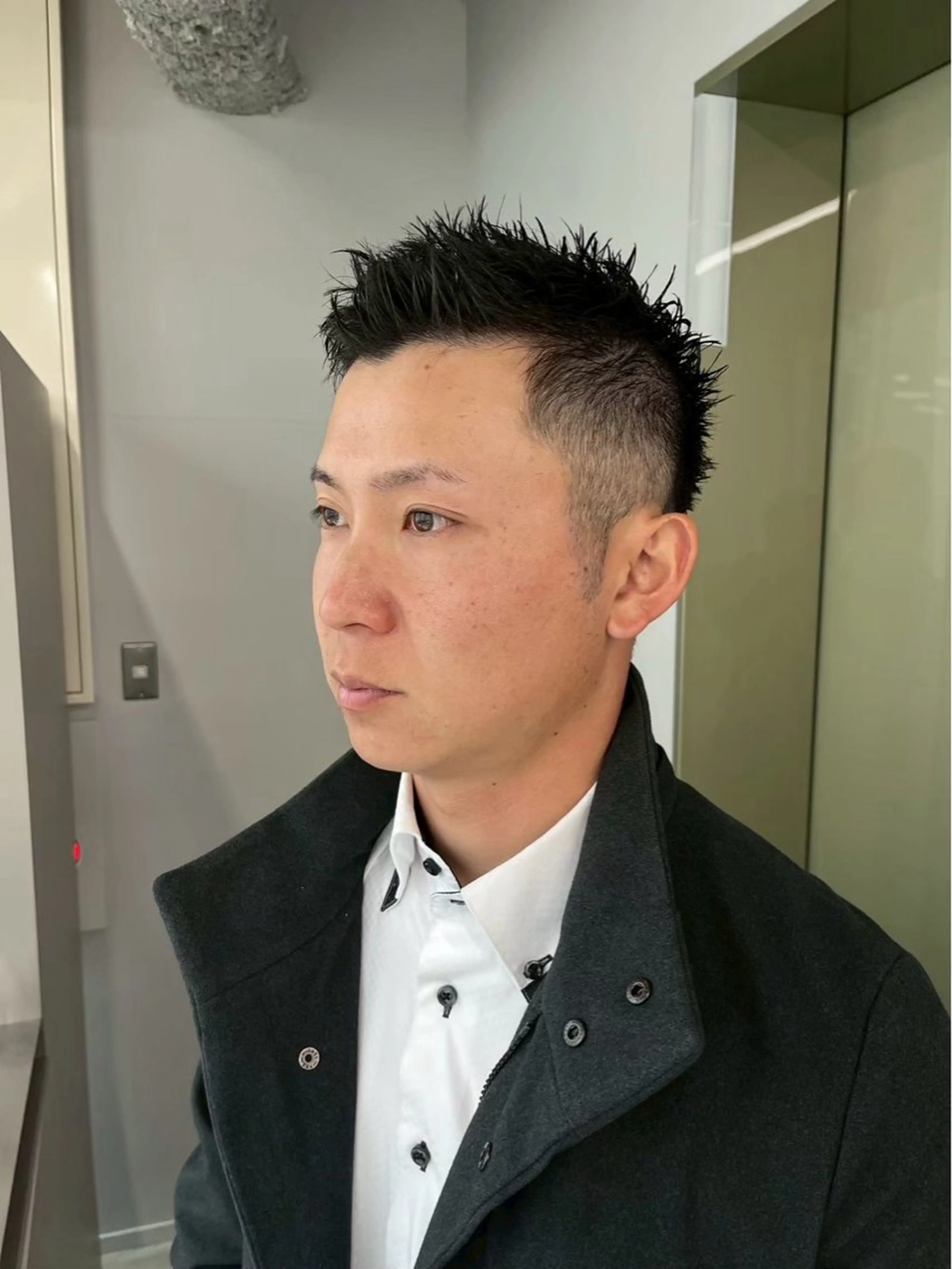 ショート パーマ メンズ 刈り上げ ショートヘア 坂本 響/メンズパーマのヘアスタイル