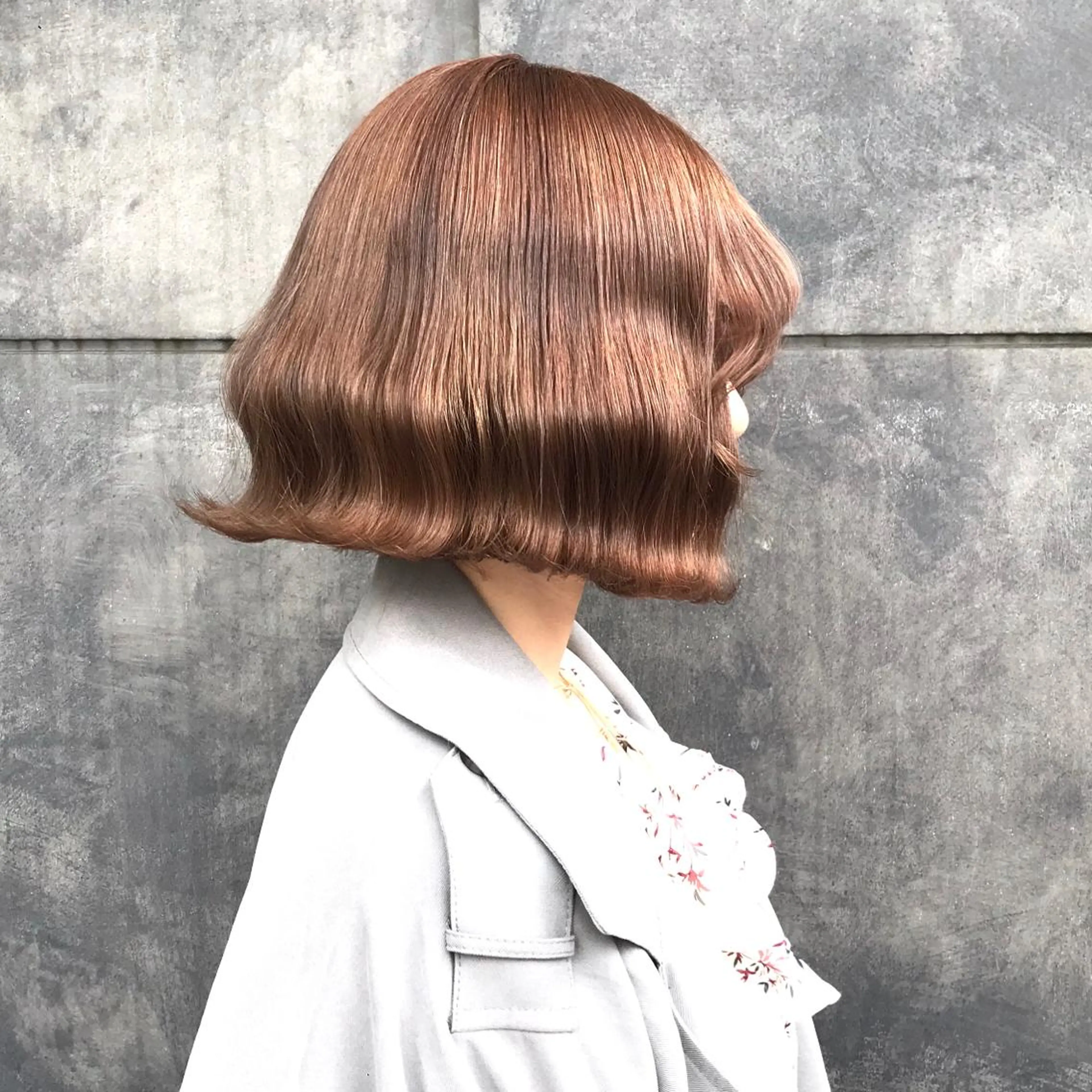 ショート カラー ベージュカラー タンバルモリ ムルギョル巻き 韓国風ヘア シースルーバング サロウィン所属・K-POP好き美容師 🇰🇷Kai.Yのヘアスタイル