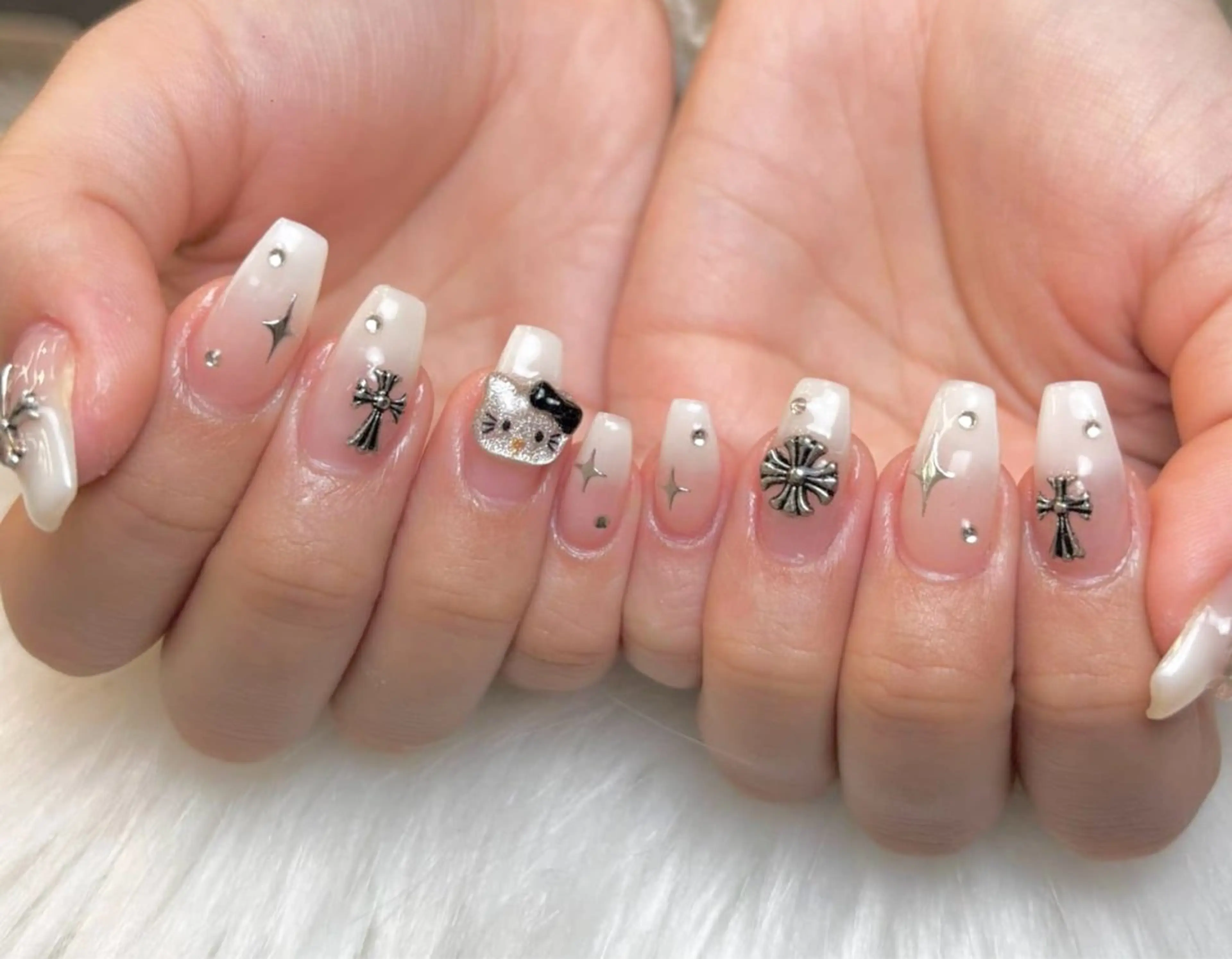 ネイル Tina_Nailstudio所属・Tina Nailstudioのネイルデザイン