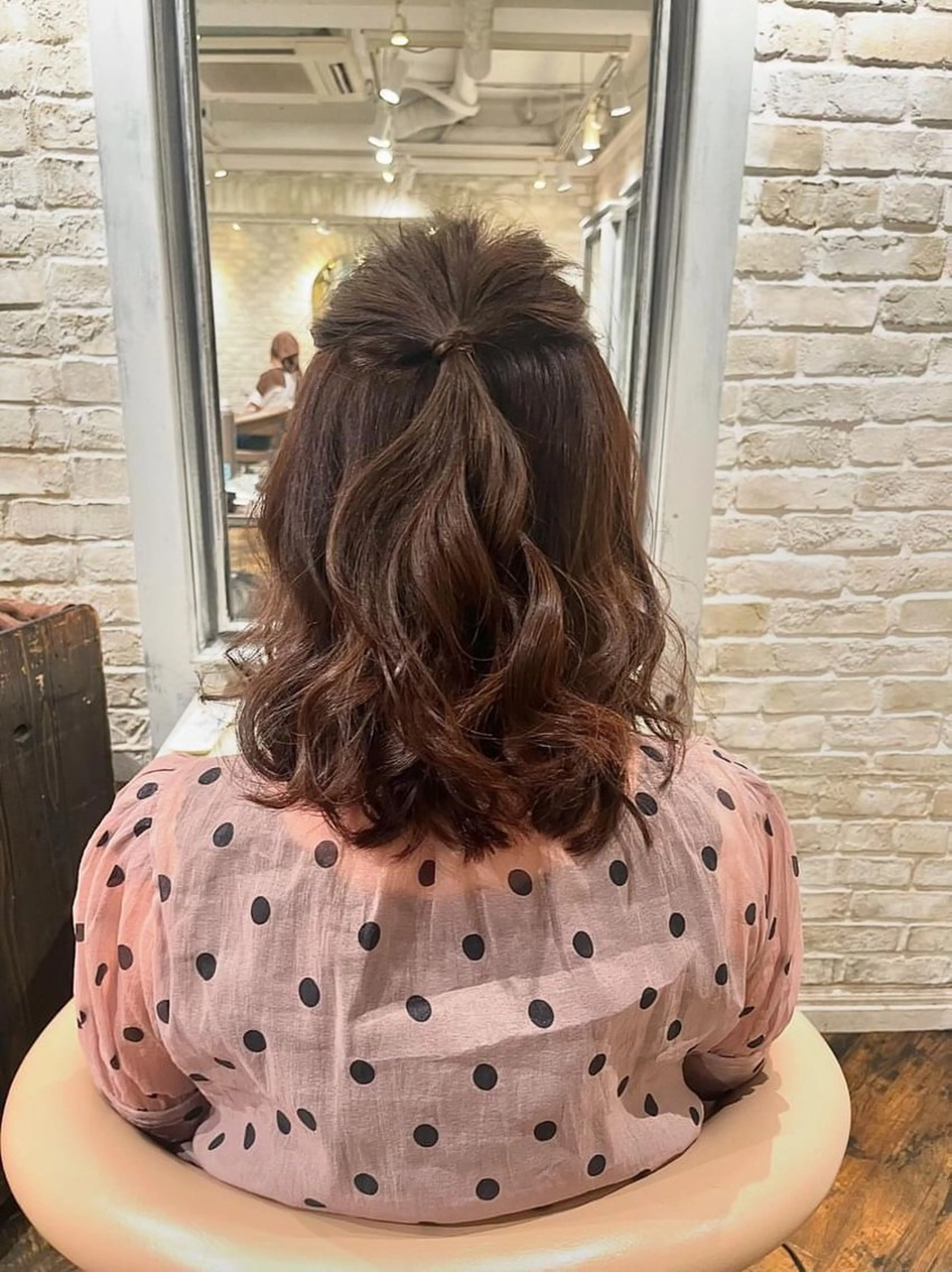 ミディアム issa academyのヘアスタイル