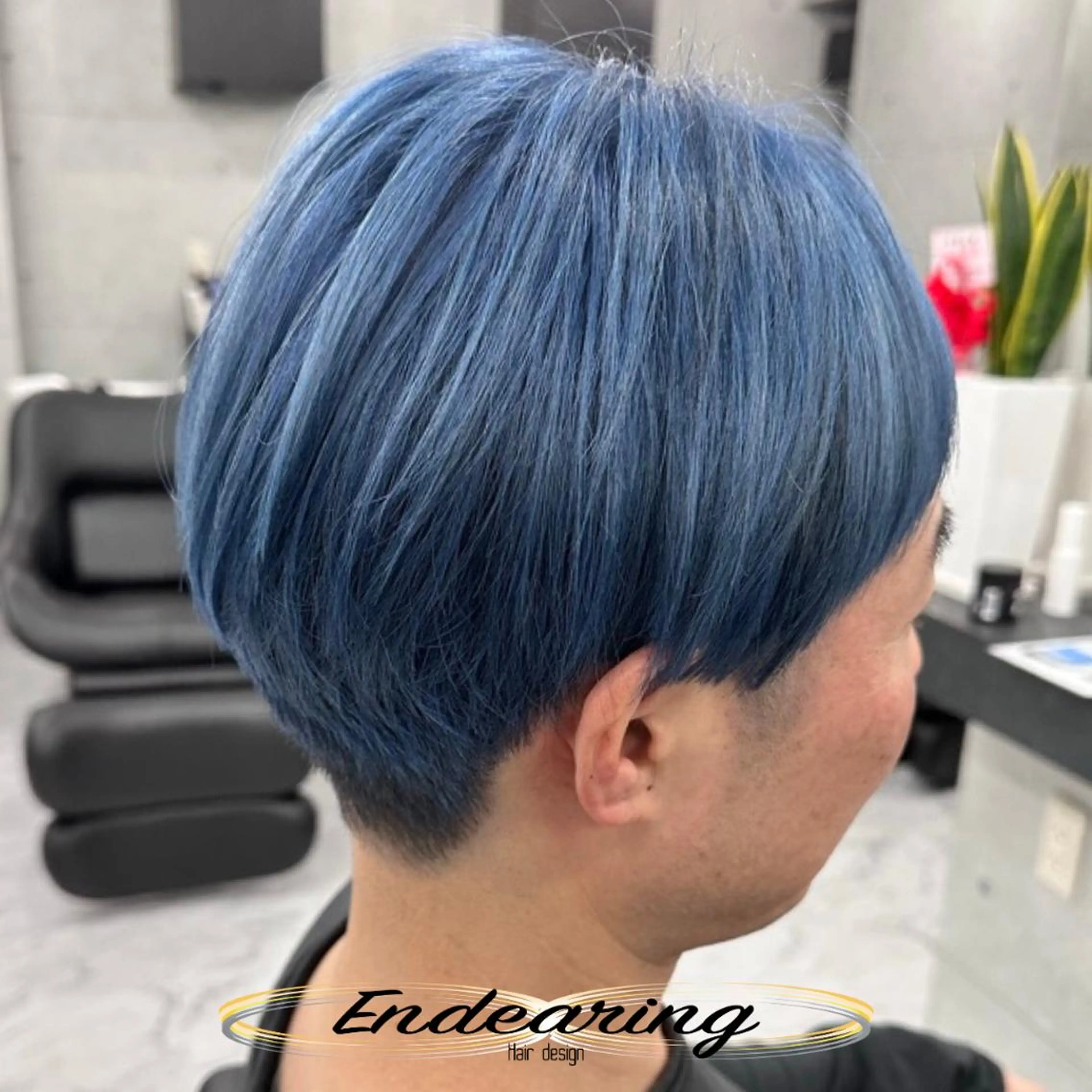 カラー ブリーチ ブルーカラー 透明感カラー ヘアカラー Endearing 銀座/レイヤーカットのヘアスタイル