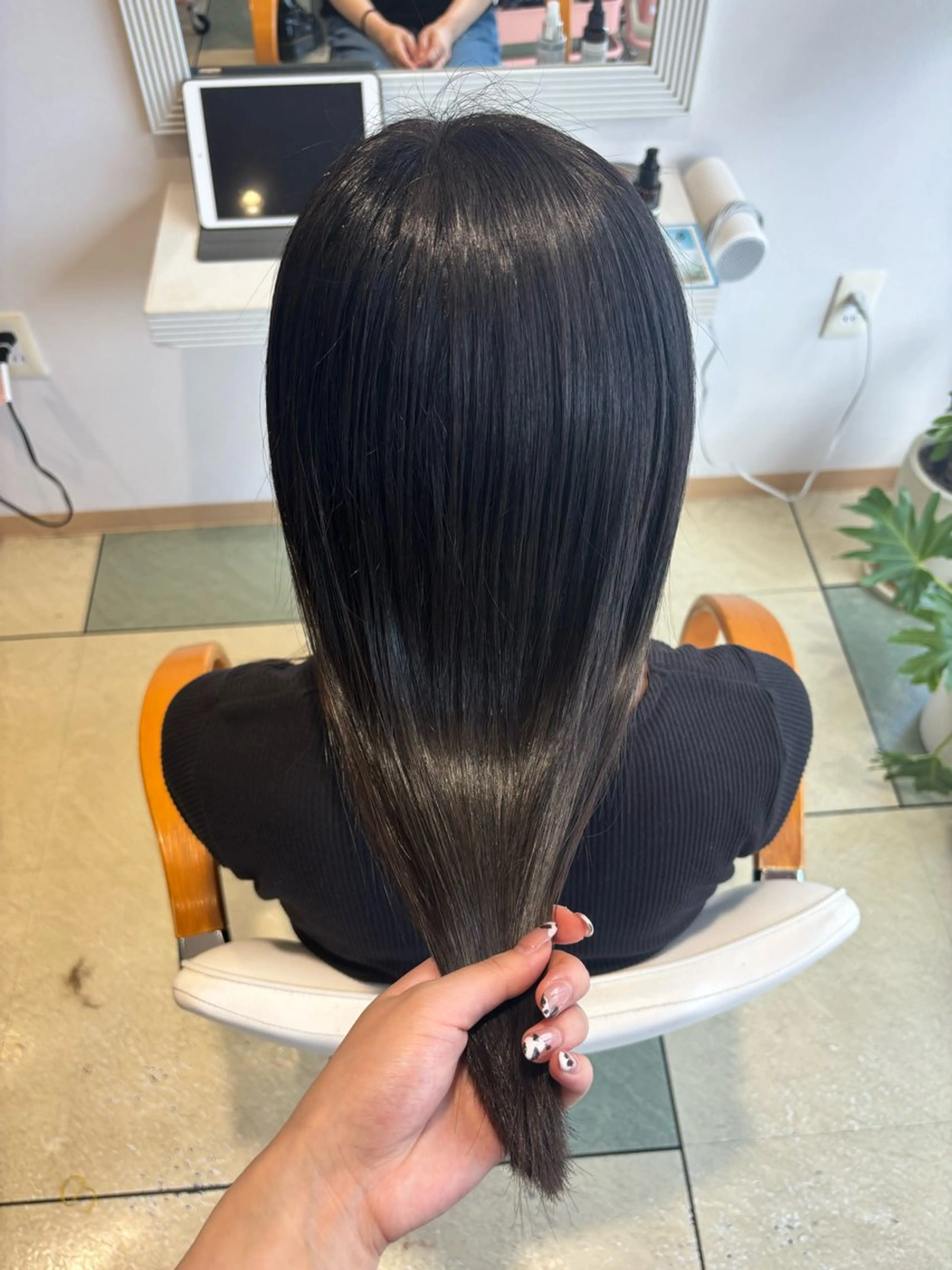 ロング 髪質改善 トリートメント トリートメント 透明感カラー/ くびれヘア/ユウユのヘアスタイル