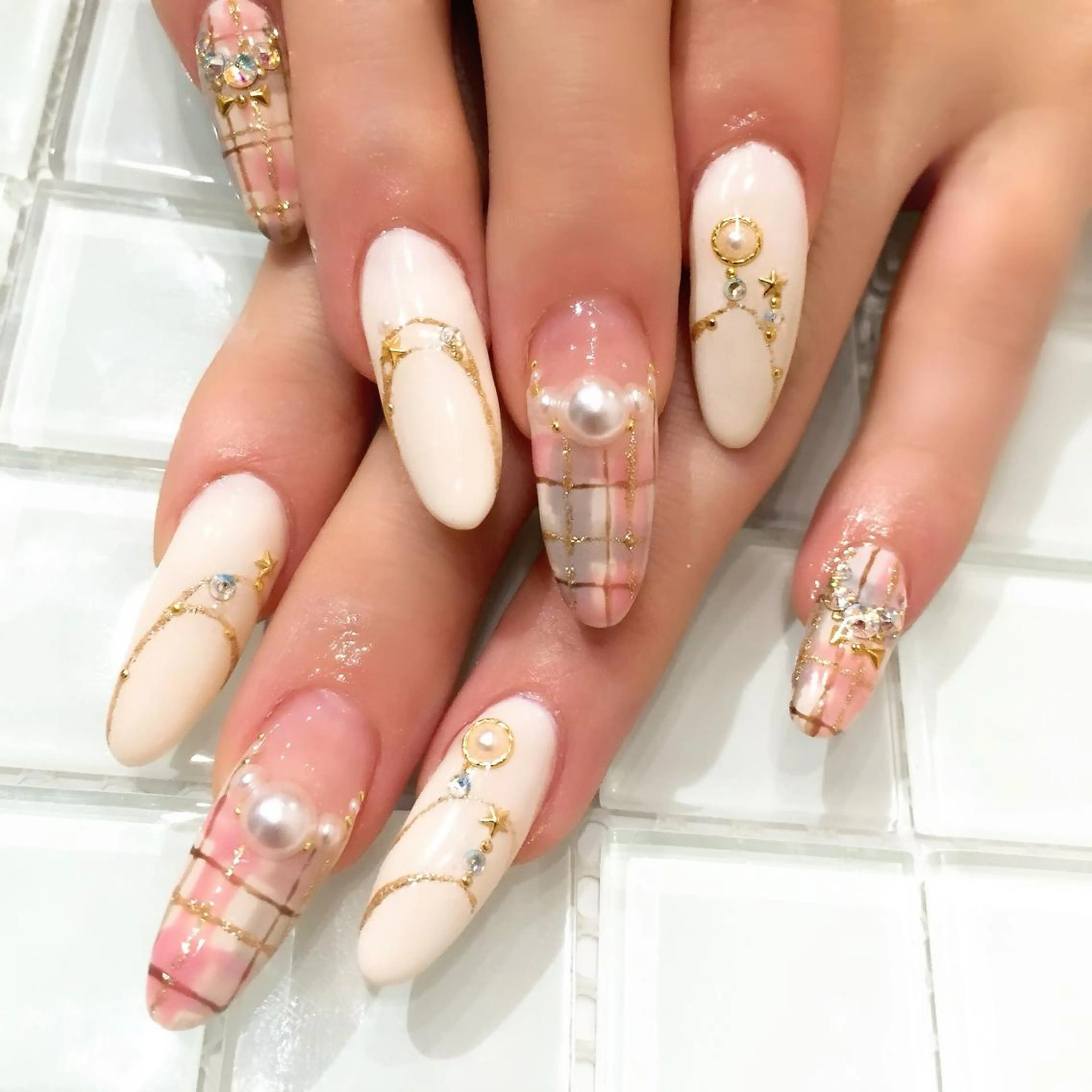 ネイル ESPERANZA NAIL所属・SASAKI NOZOMIのネイルデザイン
