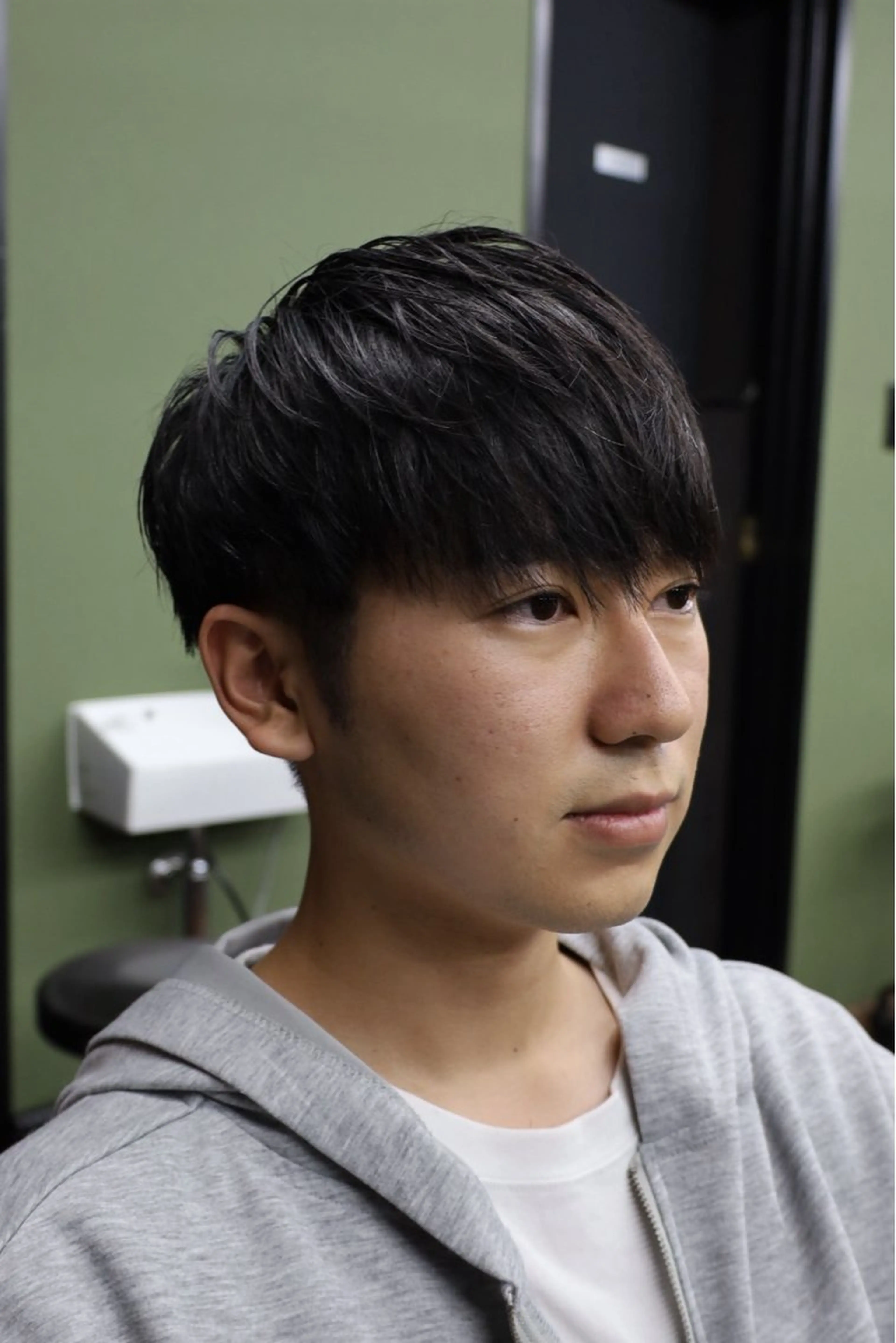 ミディアム カット Maison所属・メンズ特化 浜本志厳のヘアスタイル