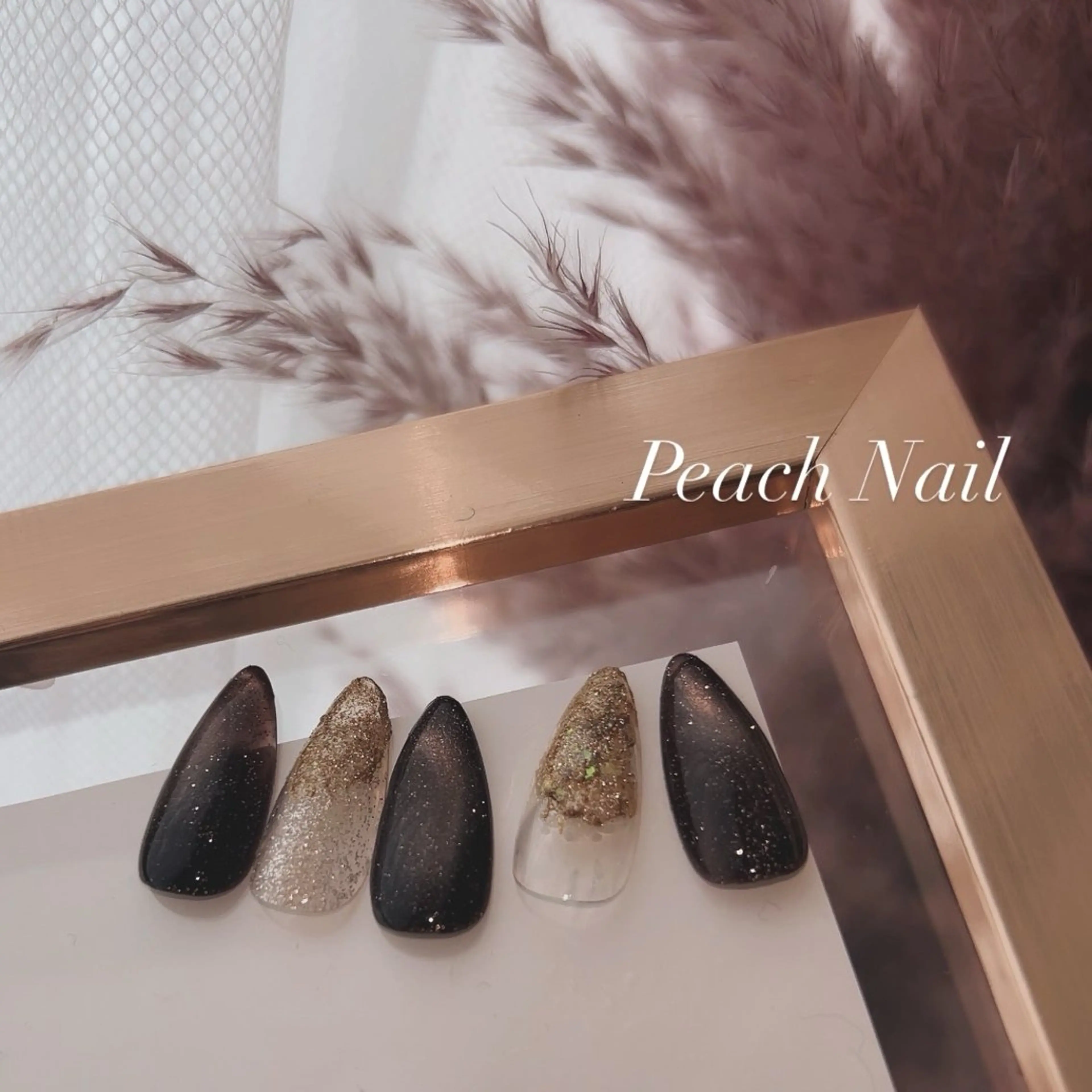 ネイル ブラウン ゴールド マグネットネイル Peach nail 🍑kaoriのネイルデザイン