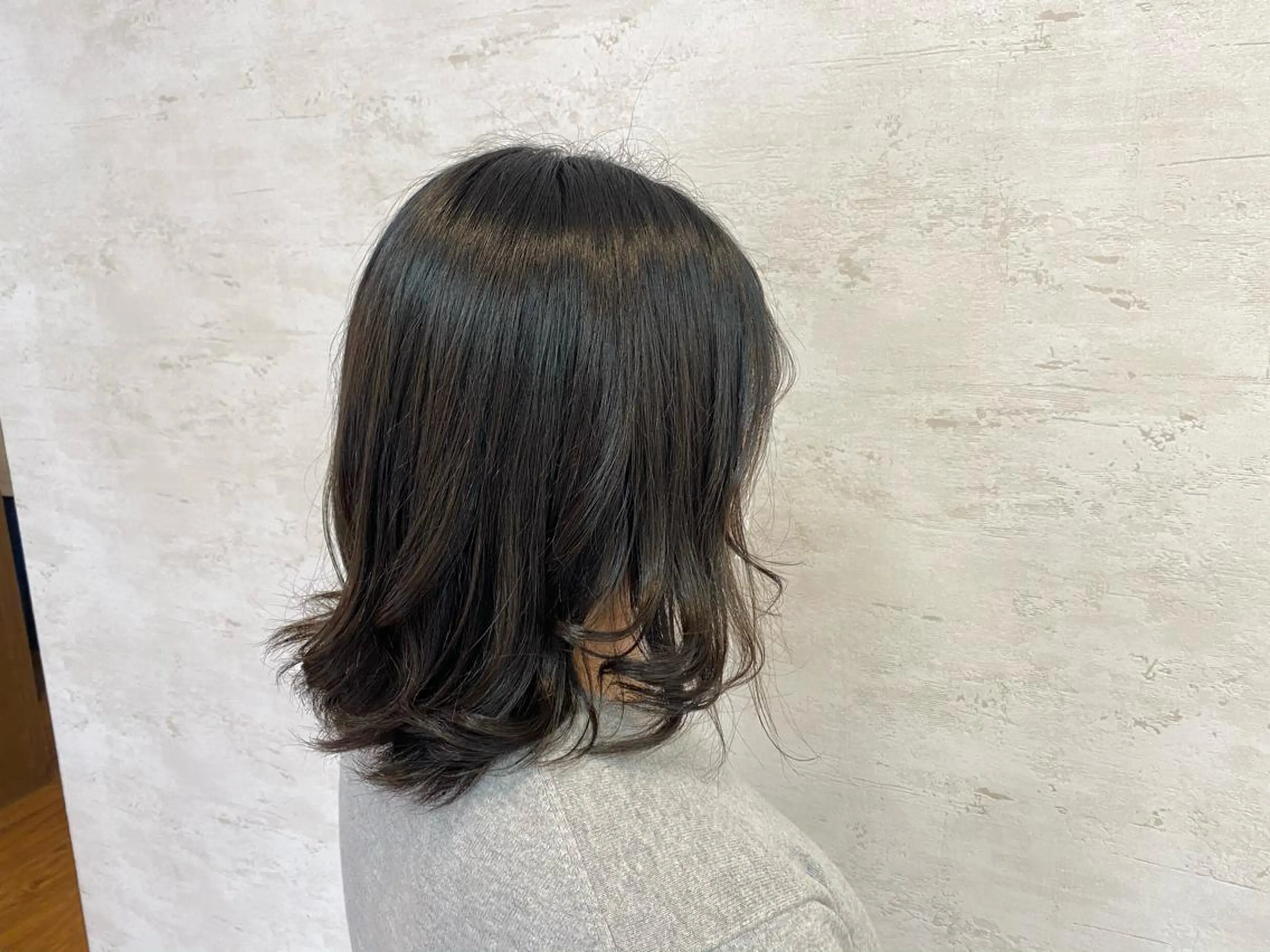 ミディアム カラー アッシュ ALLY/ あゆみのヘアスタイル