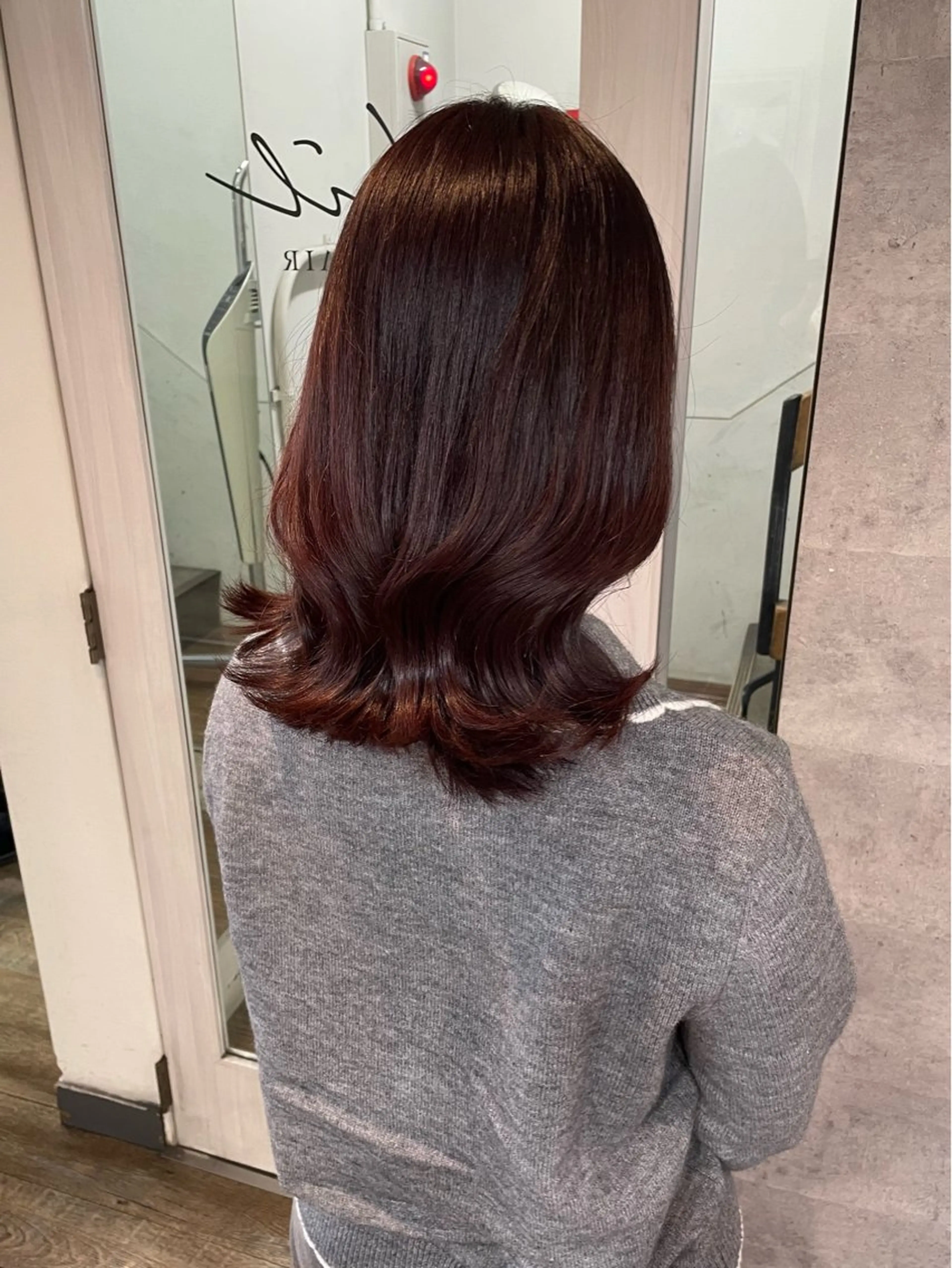 ミディアム カラー くびれヘア yukiho / 梅田美容室/レイヤーのヘアスタイル