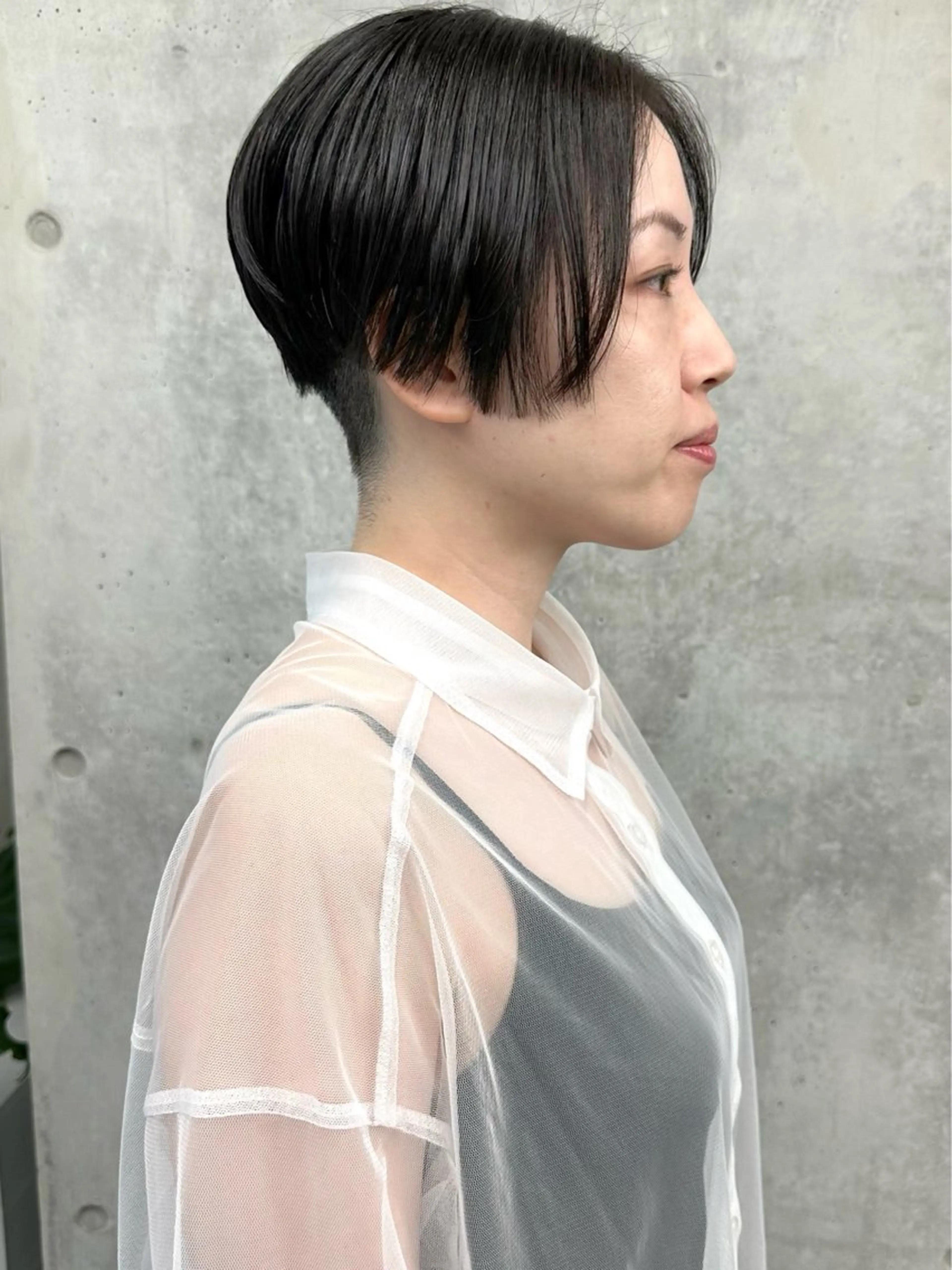 ショート ショートヘア 刈り上げ カット トリートメント ヘッドスパ とうい/パーマボブ/ くせ毛/丸みボブのヘアスタイル