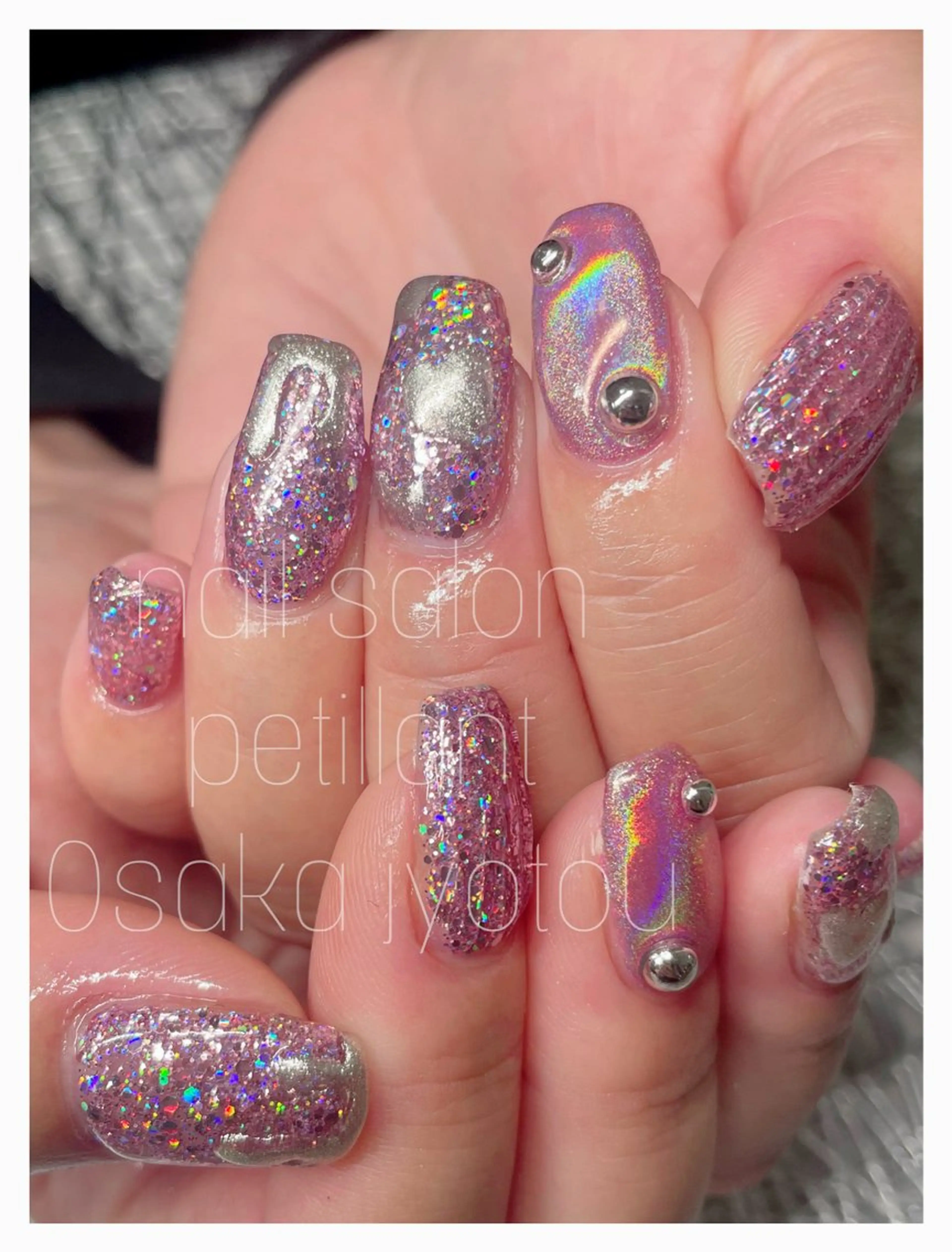 ネイル アートネイル キラキラネイル 持ち込み petillant所属・nail salon petillantのネイルデザイン