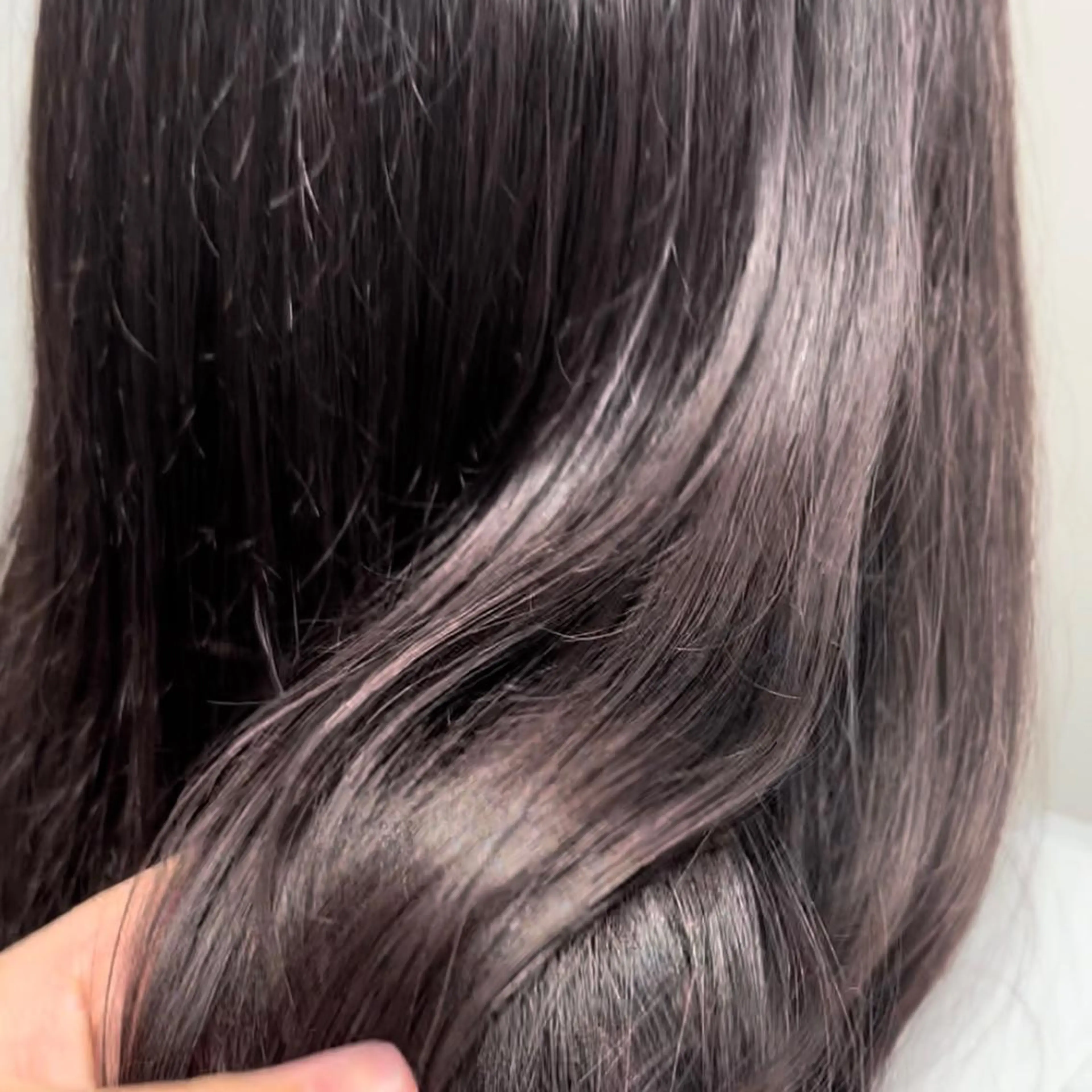 ロング カラー 透明感カラー ラベンダーカラー ピンクカラー ピンクラベンダー カット ヘアカラー トリートメント ヘッドスパ miku୨୧˖* 透明感モテカラーのヘアスタイル