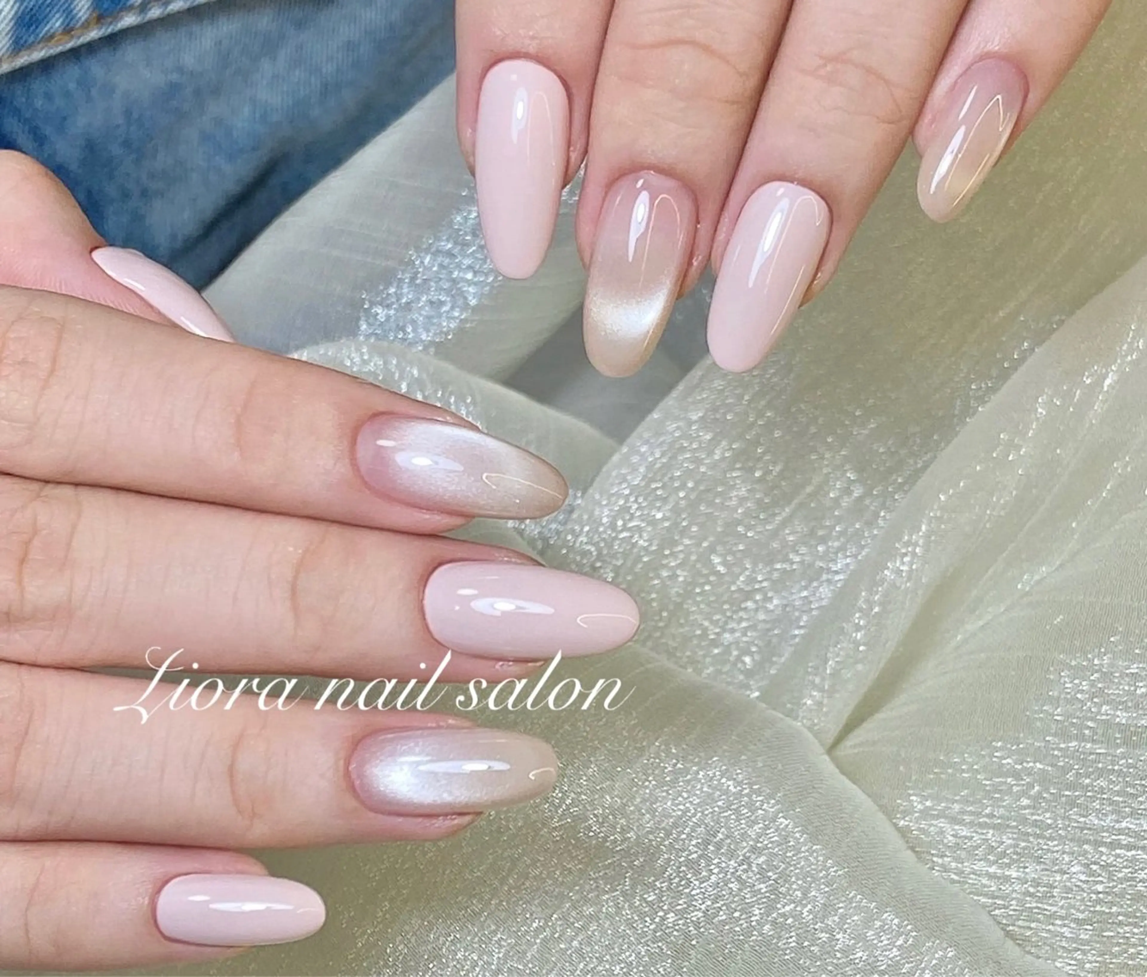 ネイル フレンチネイル ジェルネイル ガーリー グラデーション キラキラネイル ハンドネイル Liora ネイルサロン所属・Liora nail salonのネイルデザイン