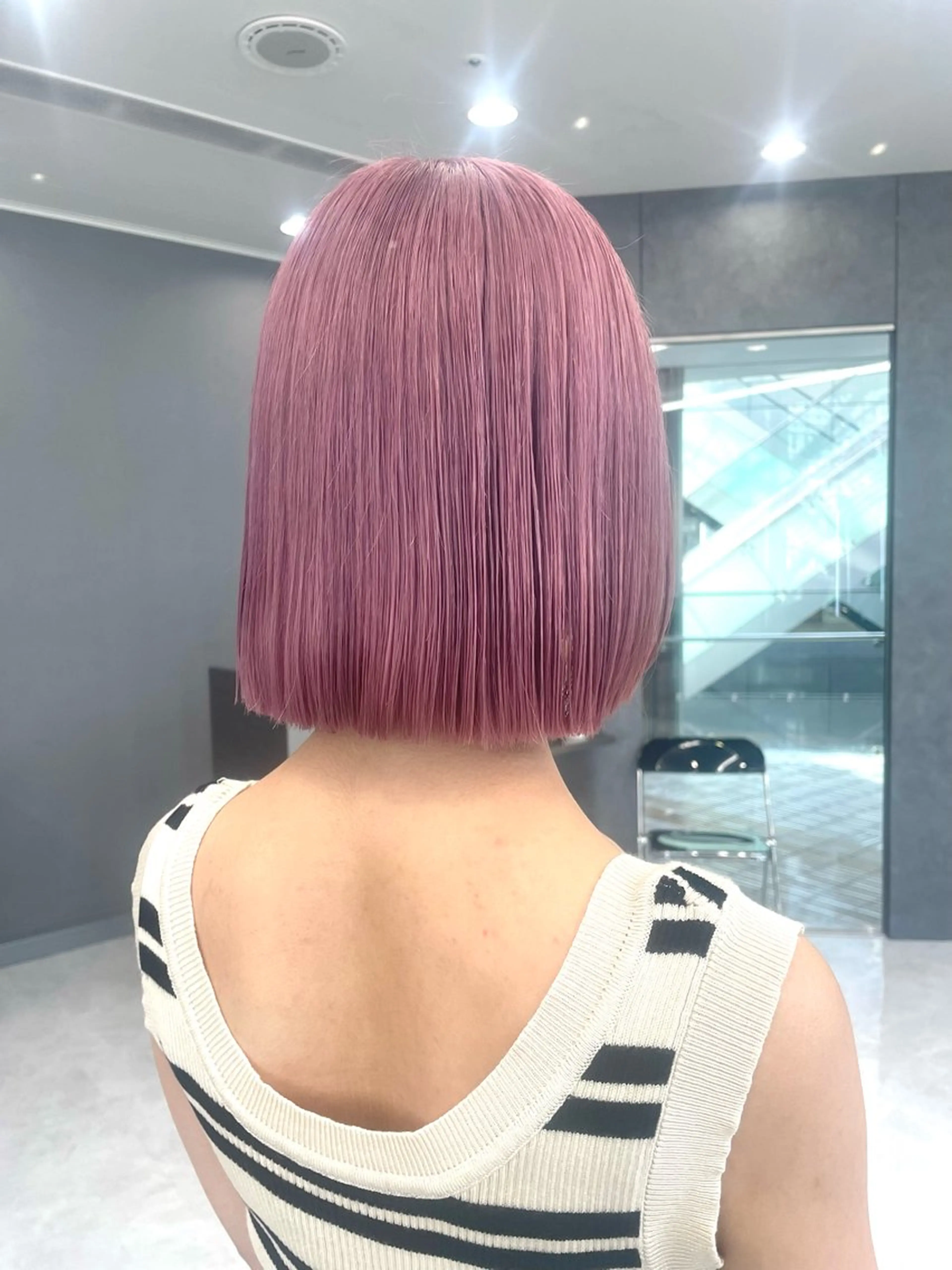 ショート カラー ブリーチ ケアブリーチ ダブルカラー ハイトーンカラー ラベンダーカラー メンズウルフ🐺♡ ピンク♡ヘアメ🎀のヘアスタイル