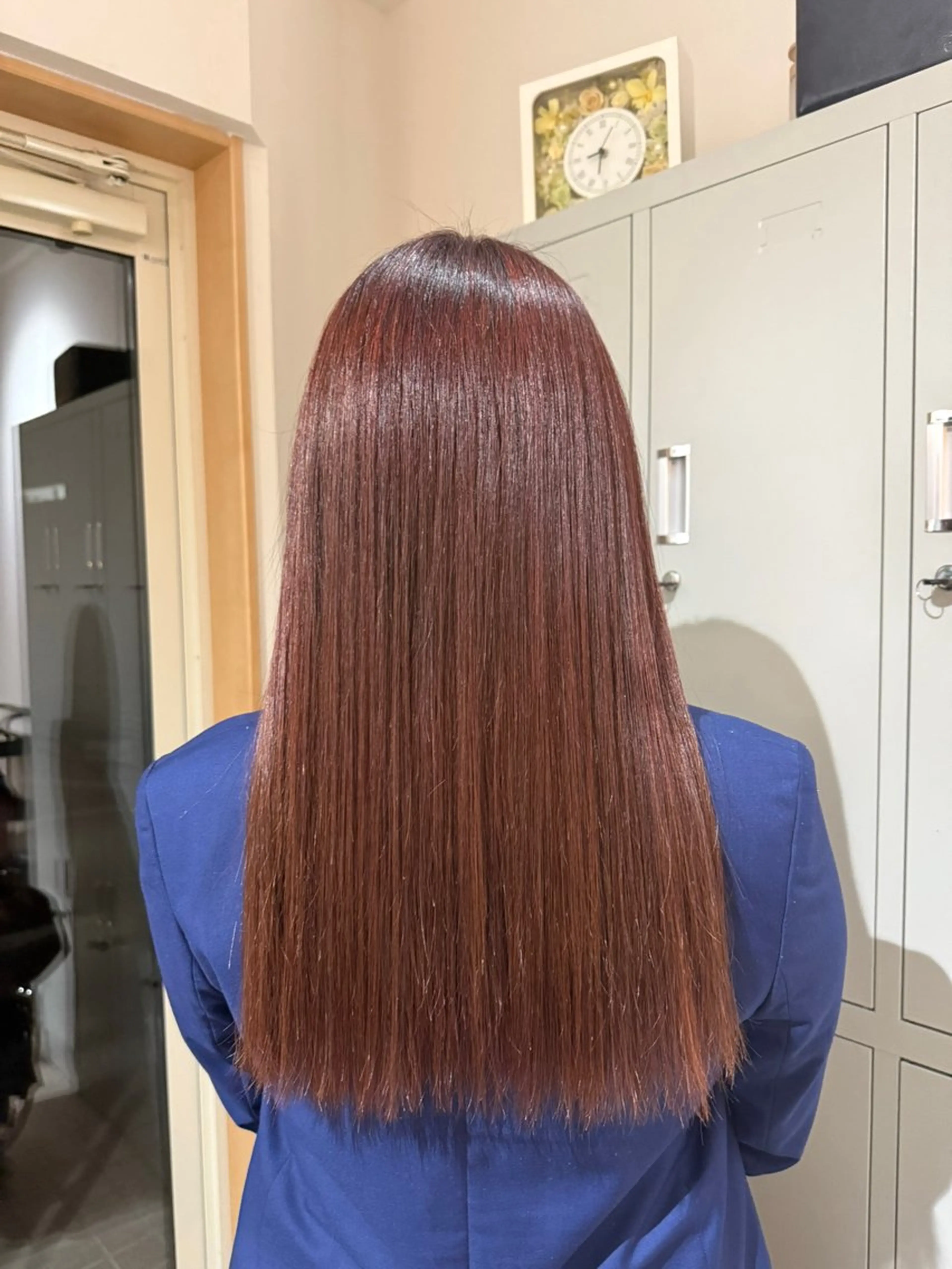 カラー miri.. ouka/ブリーチのヘアスタイル