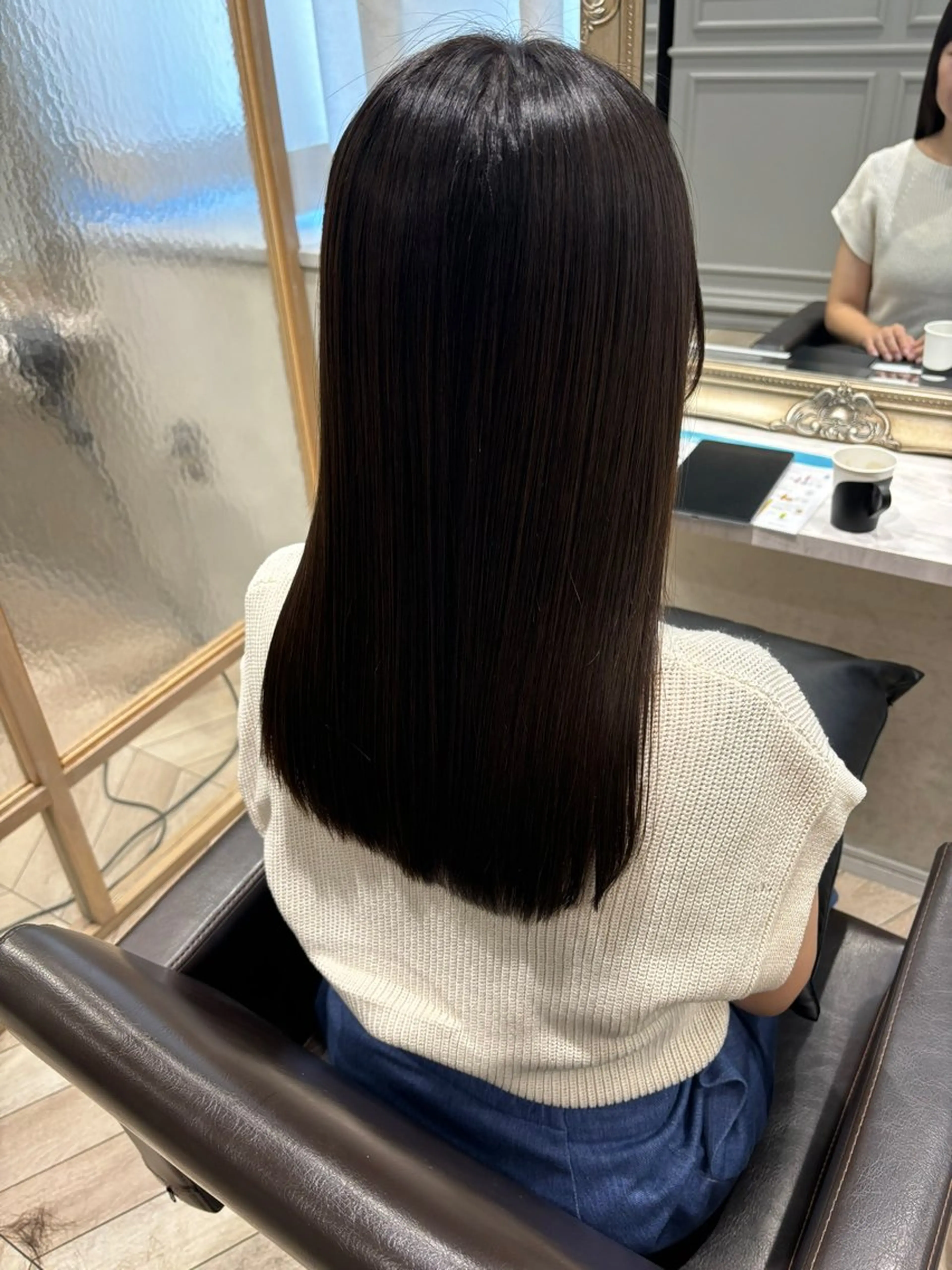 セミロング カット 縮毛矯正 トリートメント 北村 奈央のヘアスタイル