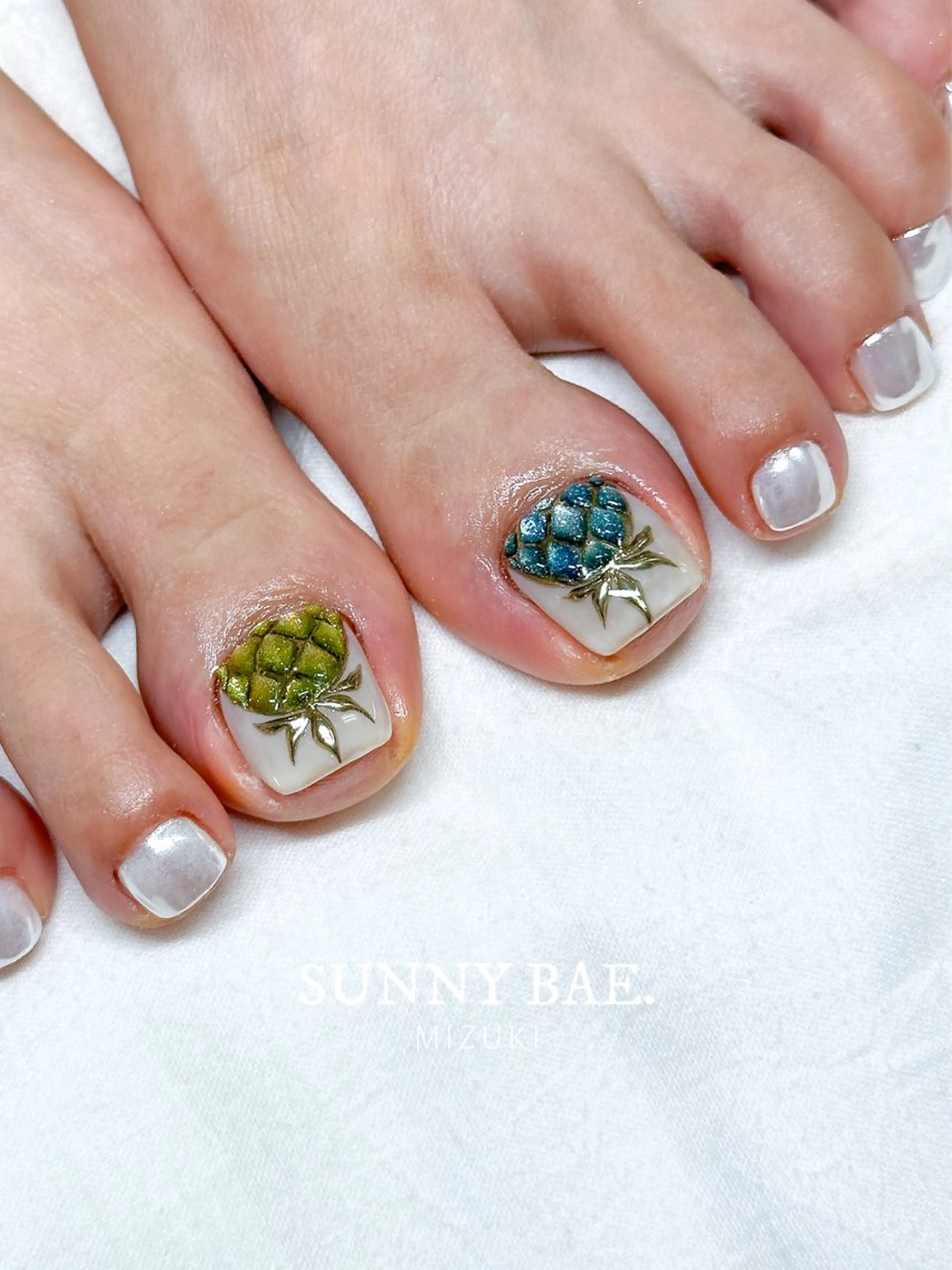 ネイル アートネイル ミラーネイル フットネイル SUNNY BAE. 🌼MIZUKIのネイルデザイン
