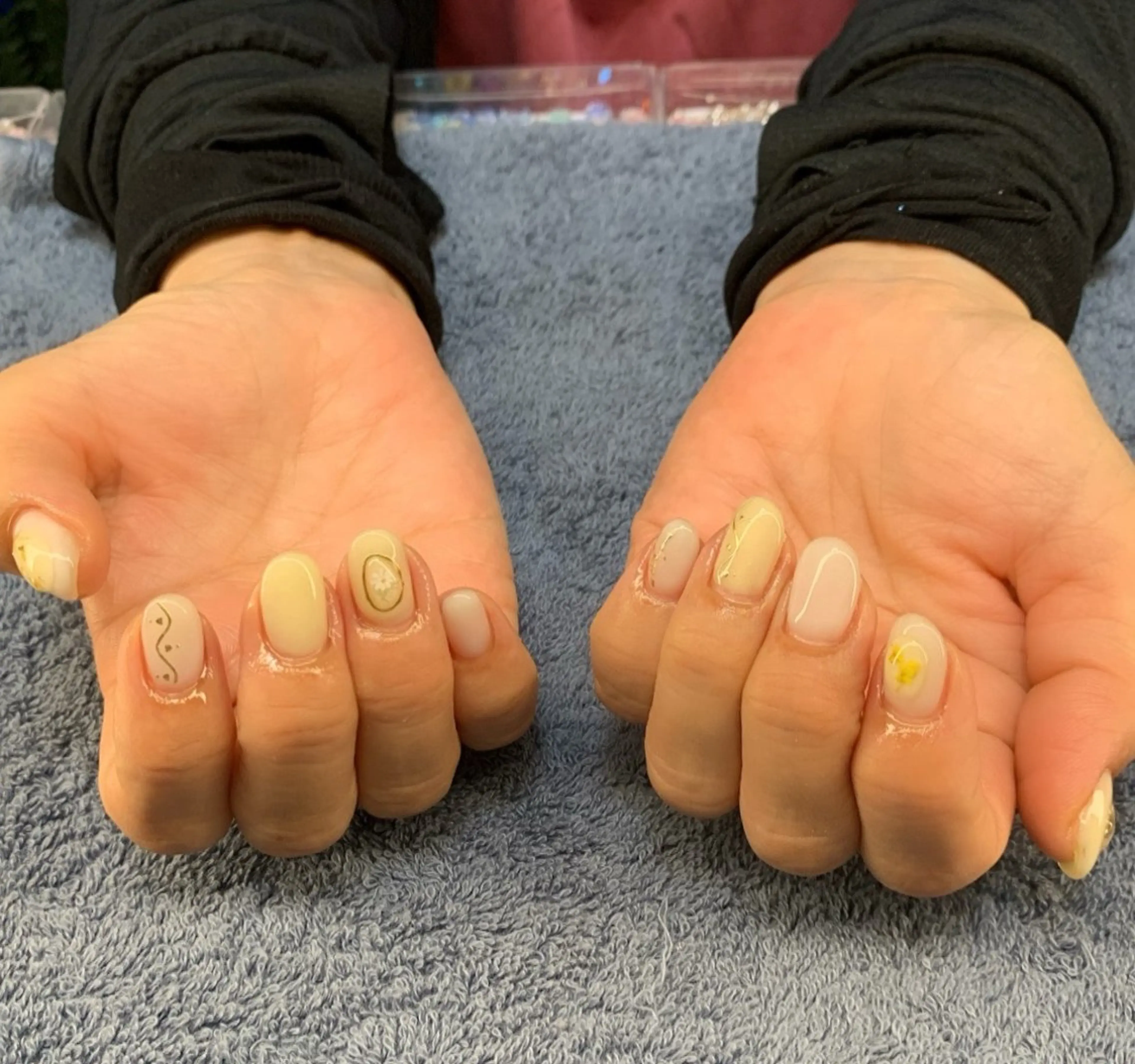 ネイル ハンドネイル フットネイル MHR nailのネイルデザイン