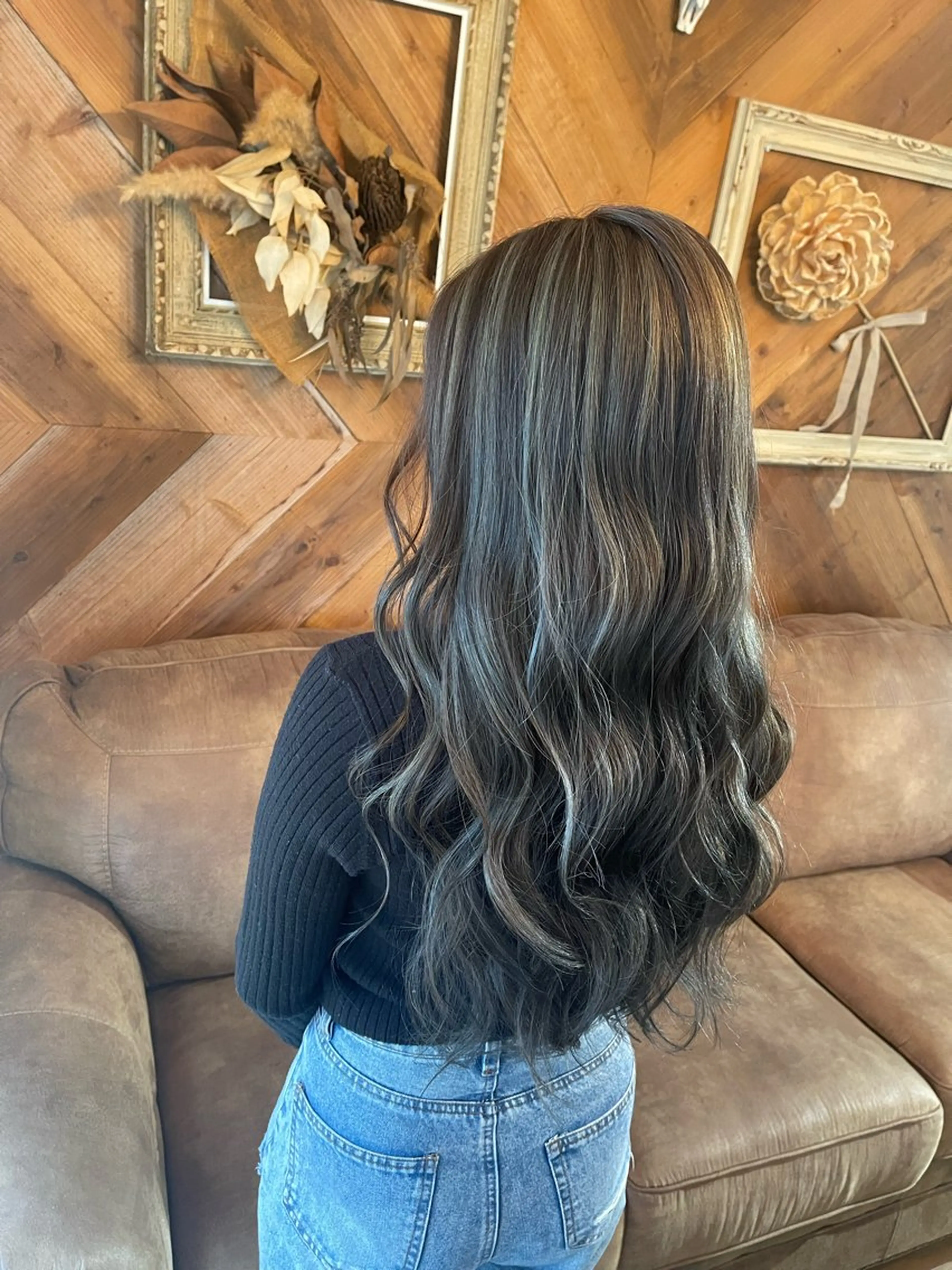 カラー LA BELLA所属・LA BELLA マリナのヘアスタイル