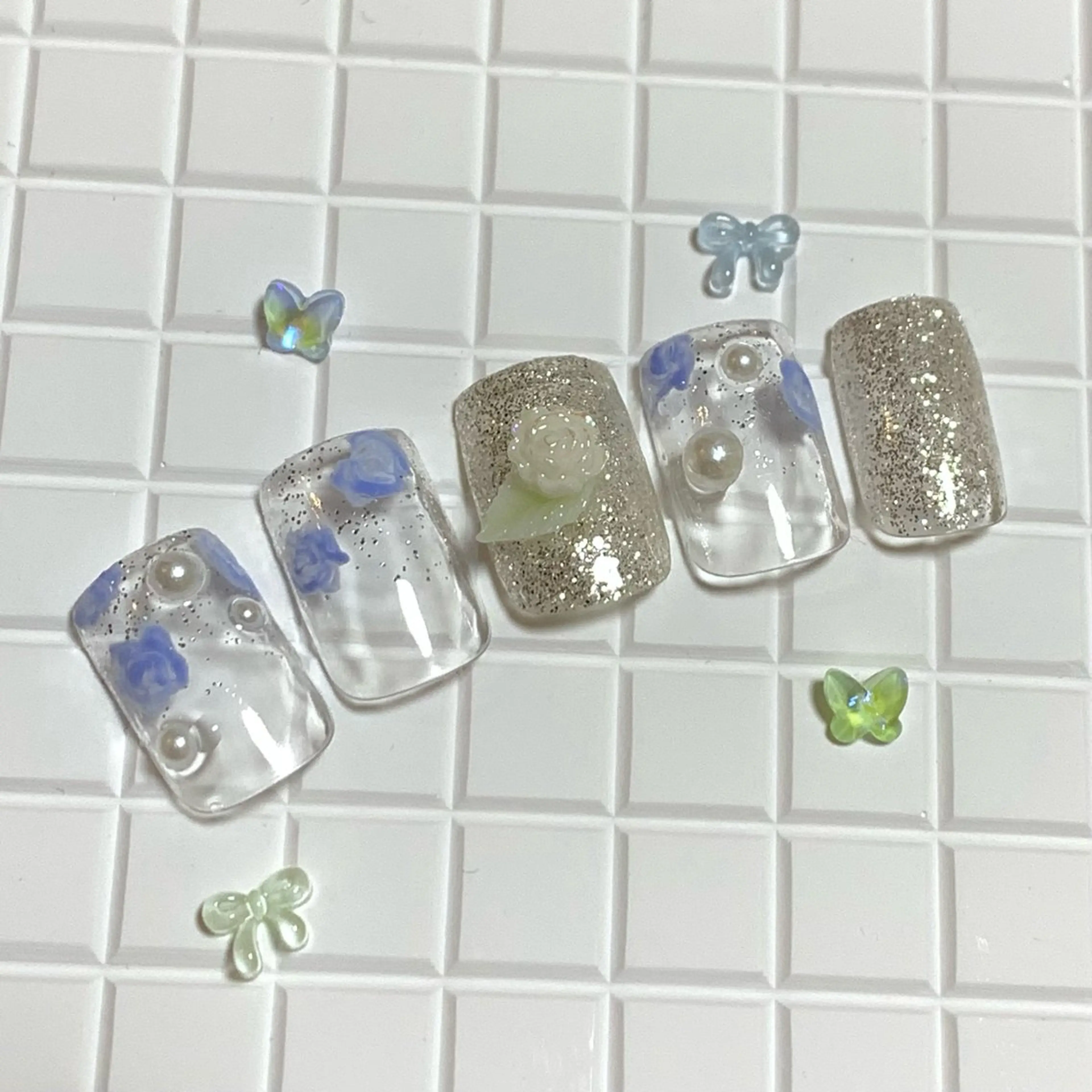 ネイル share salon RURU所属・⭐︎ hiyoriのネイルデザイン