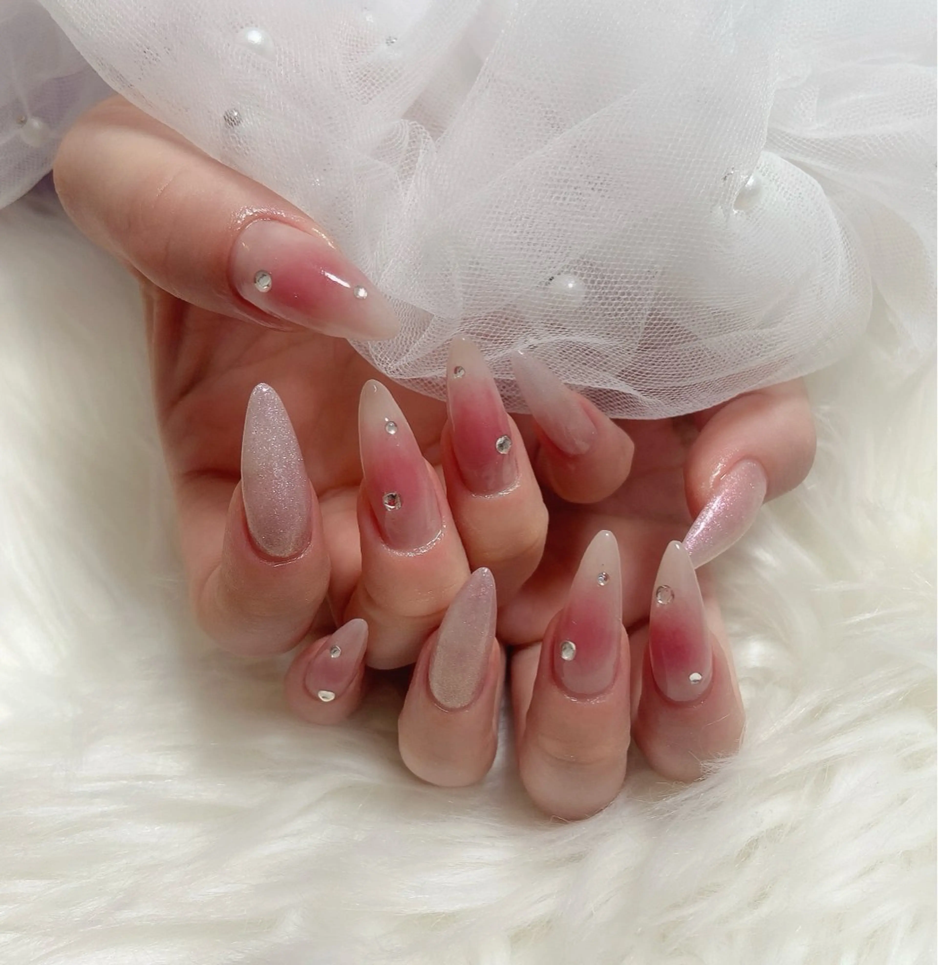 ネイル ハンドネイル ＆ME ネイルサロンのネイルデザイン