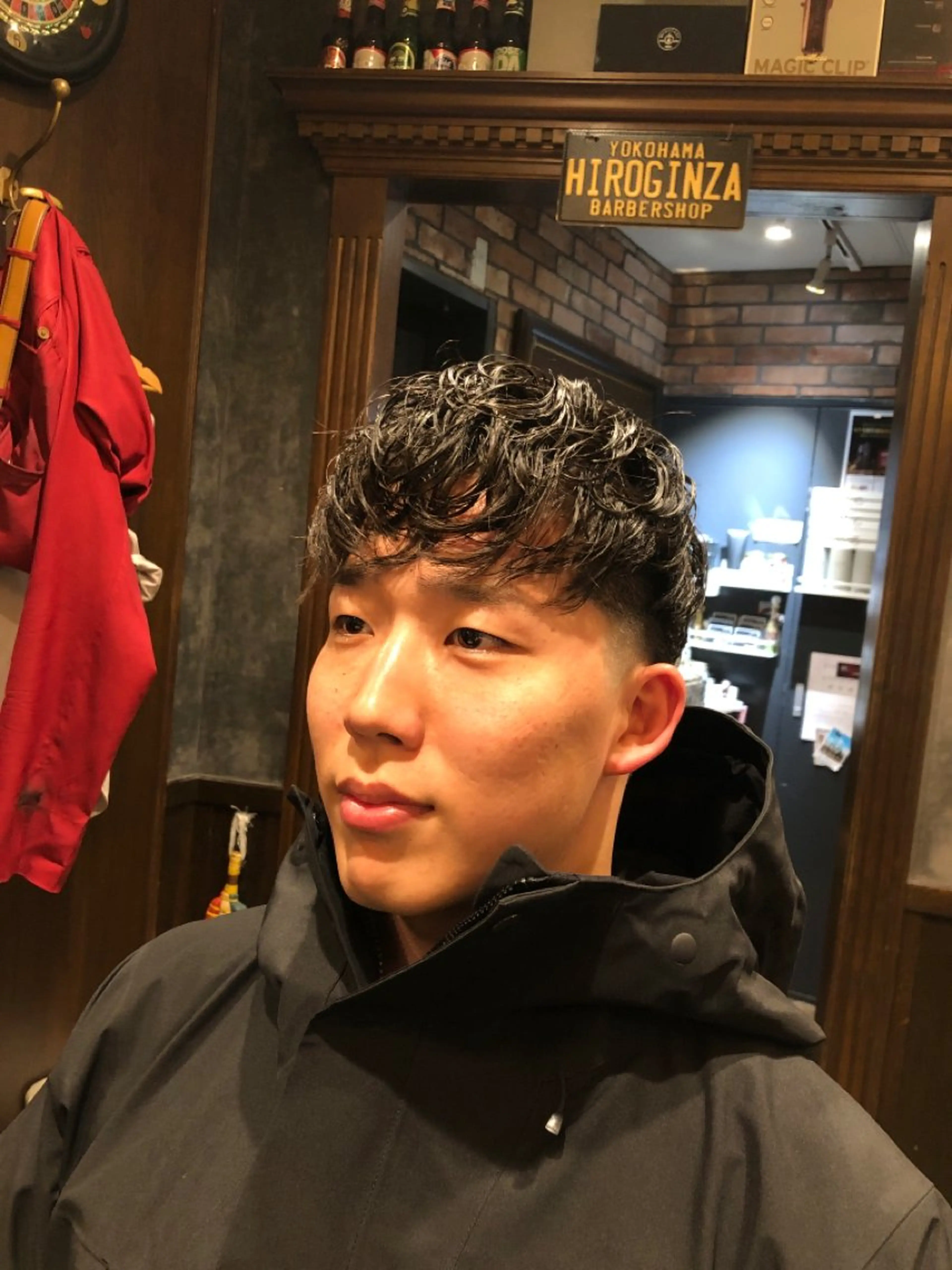 ミディアム パーマ ヒロ銀座所属・横浜 ヒロ銀座　米村克麻のヘアスタイル