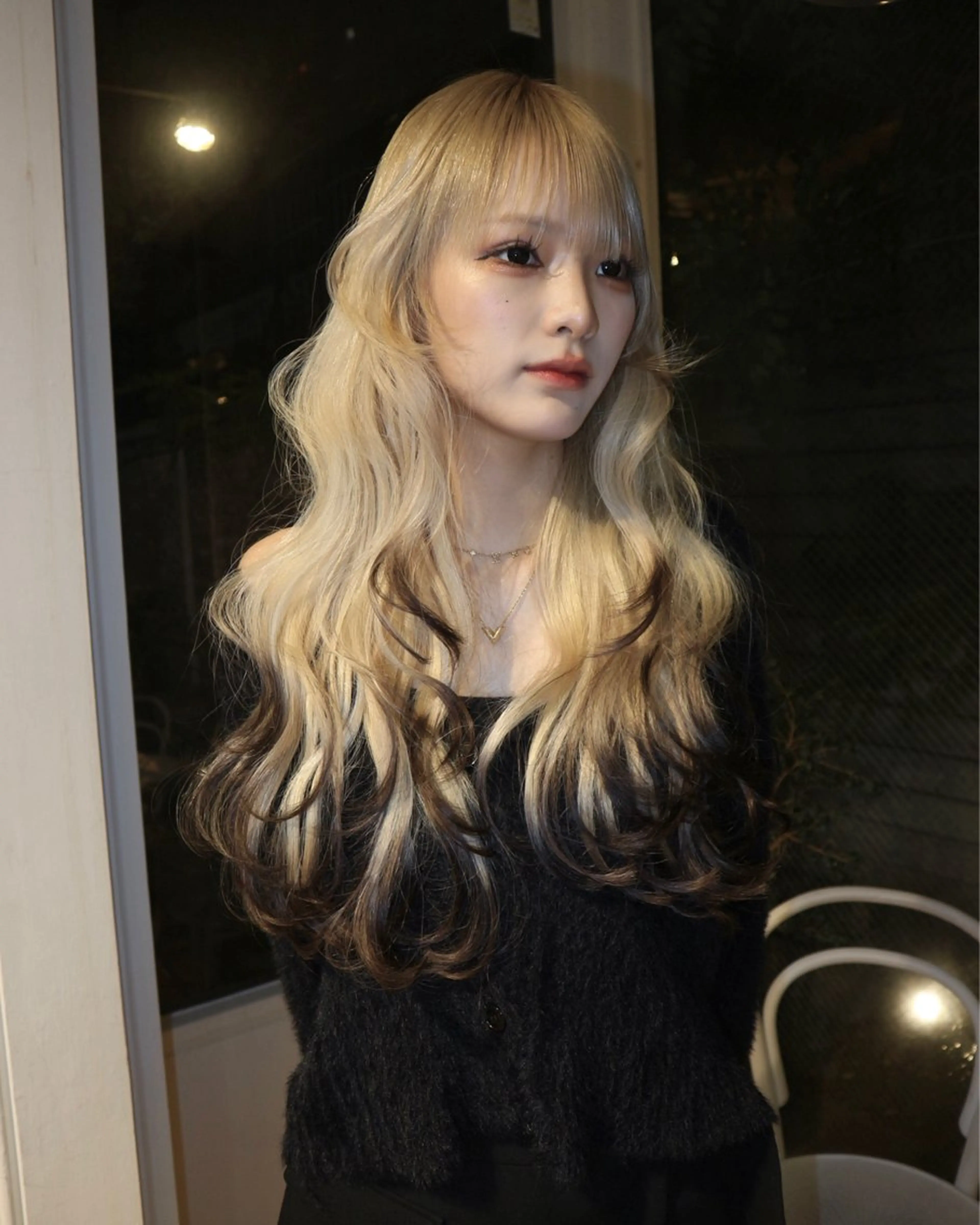 ロング カラー ロングレイヤー レイヤーカット ロング ヘアカラー 来美 / クルミのヘアスタイル