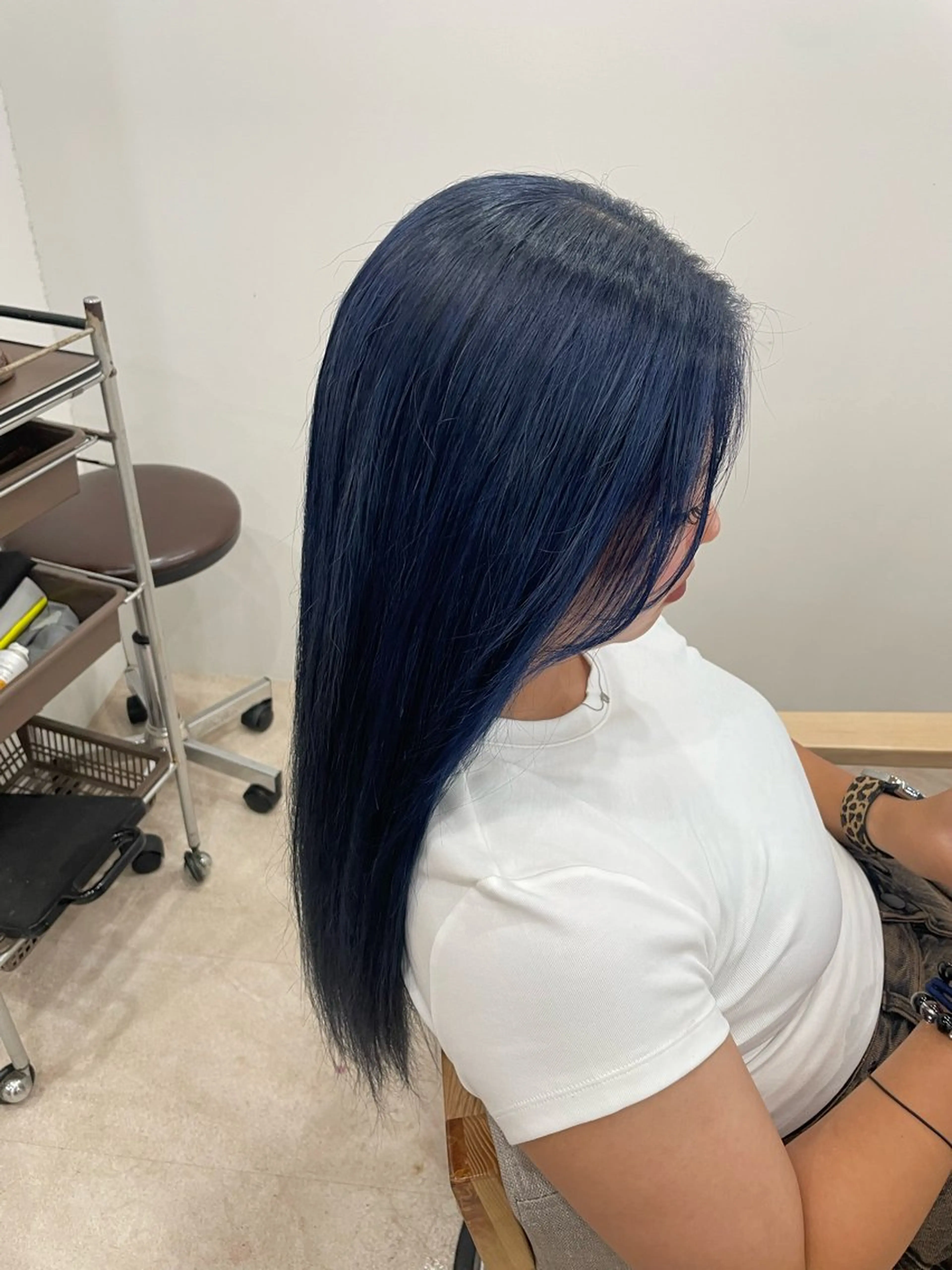 カラー ブリーチ ブルーカラー littleesta ASAのヘアスタイル