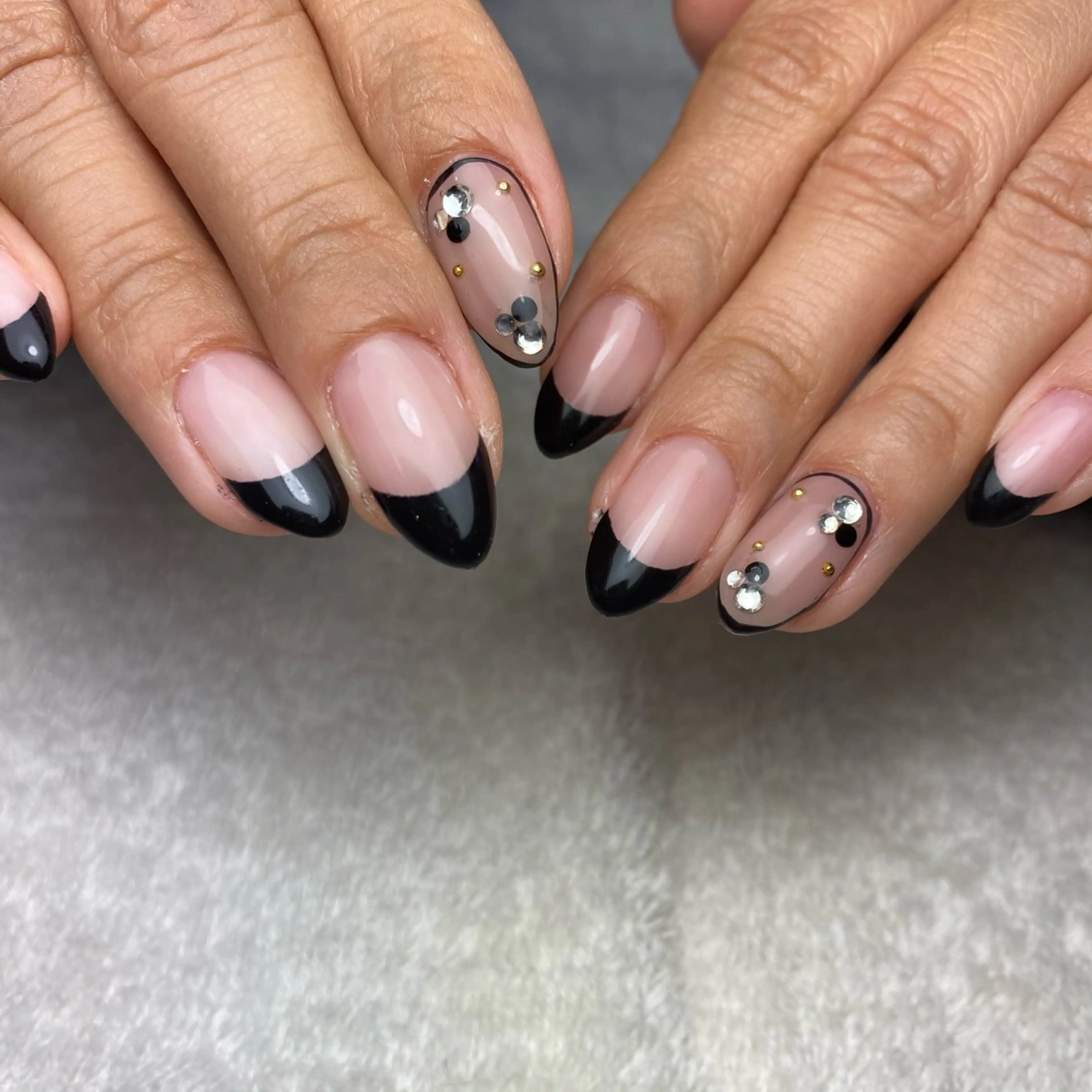 ネイル フレンチネイル ハンドネイル COCO+所属・COCO +のエステ・リラクイメージ