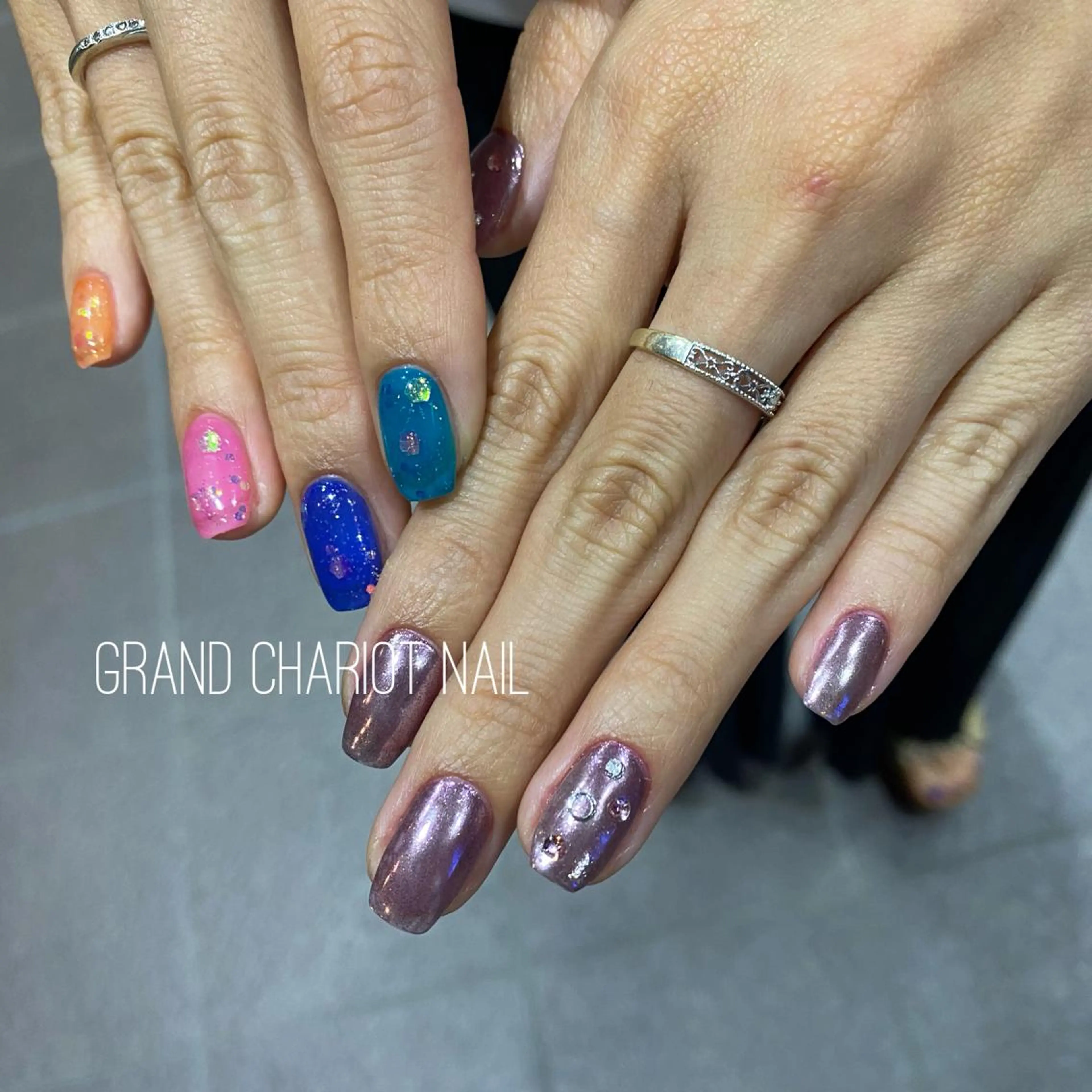 ネイル NORA nail UMEDAのネイルデザイン