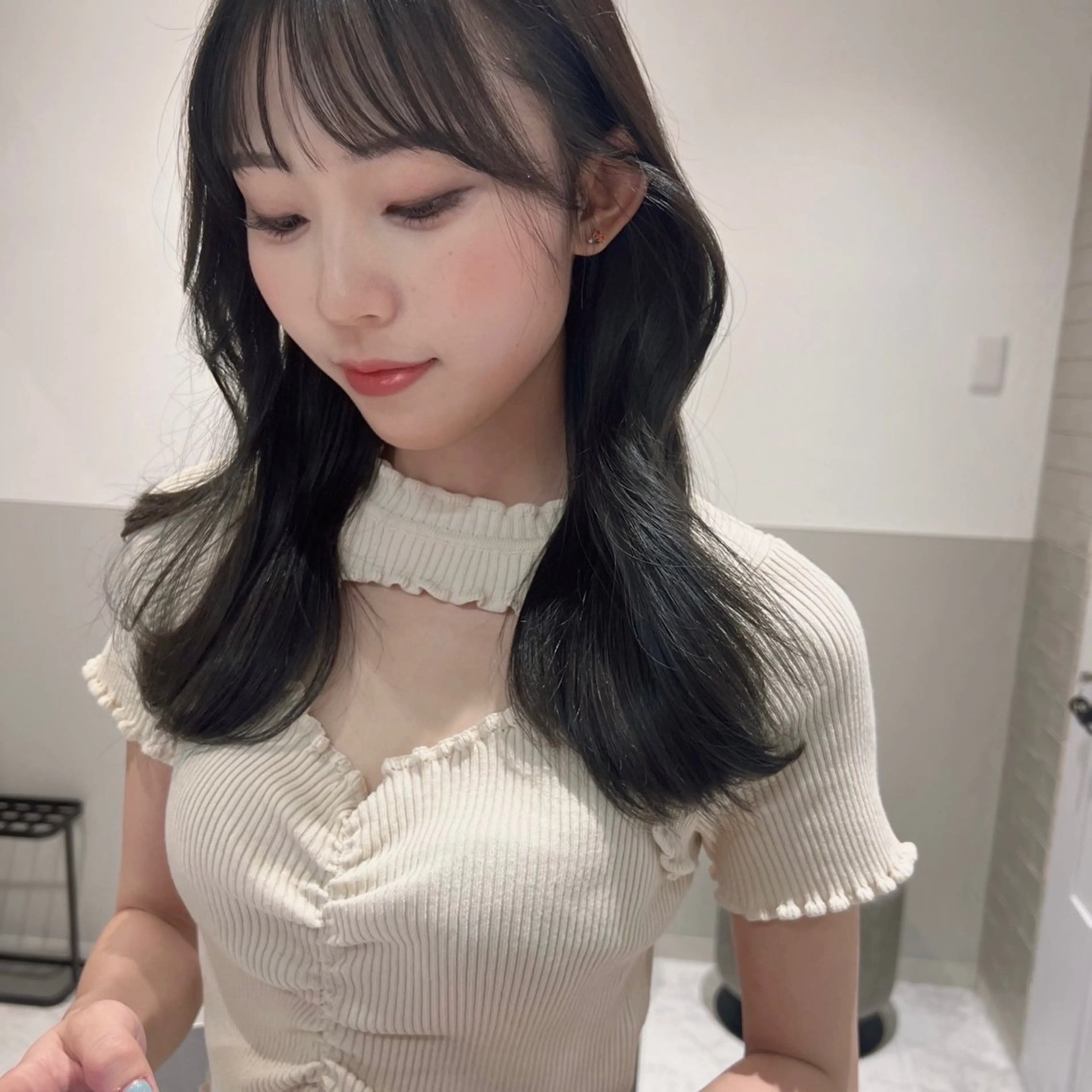 セミロング 韓国風ヘア カット ヘアカラー トリートメント 韓国モテhair🍑 momoのヘアスタイル